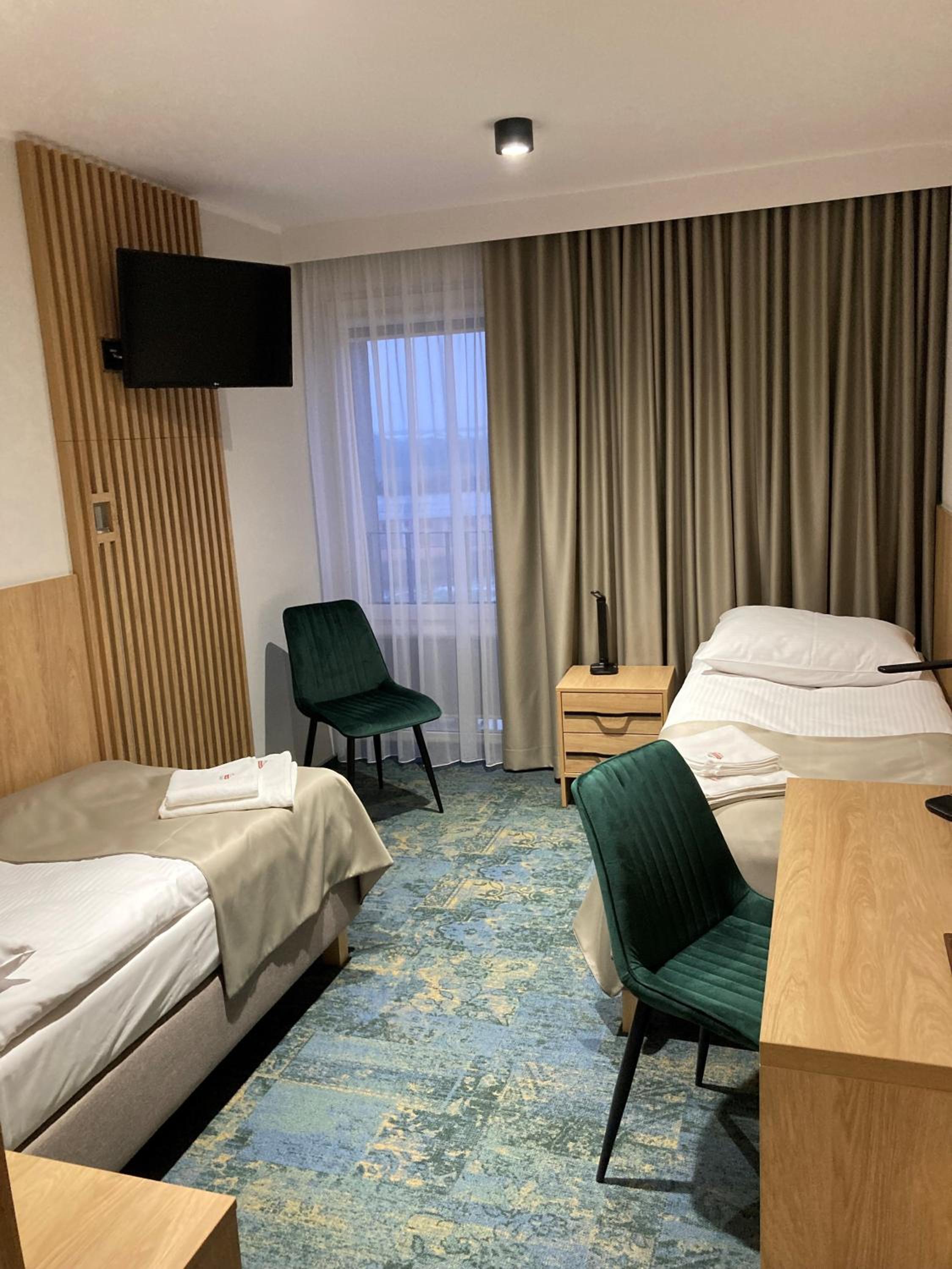 Deluxe Twin Room - Photo 1