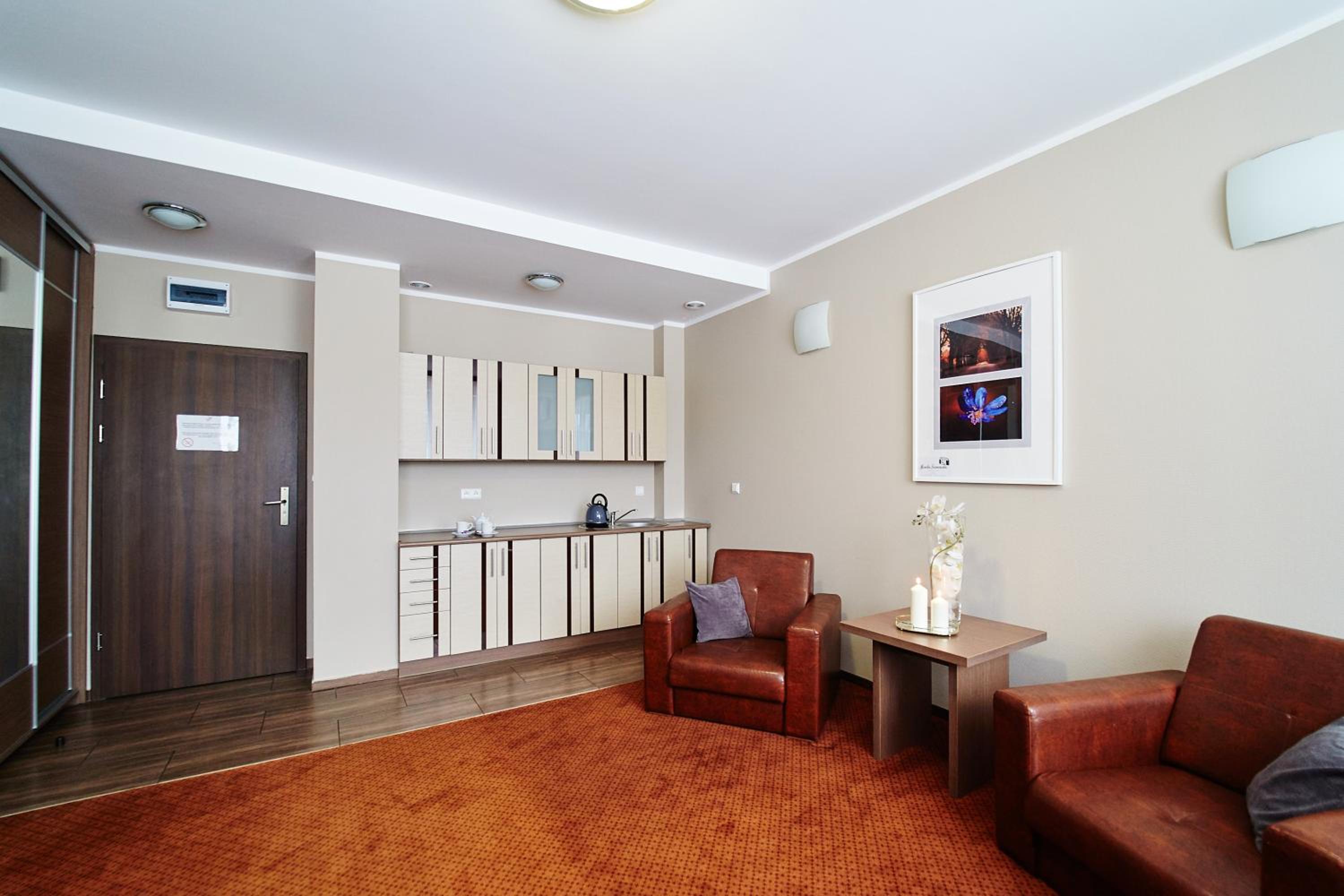 Studio Apartment photo 3