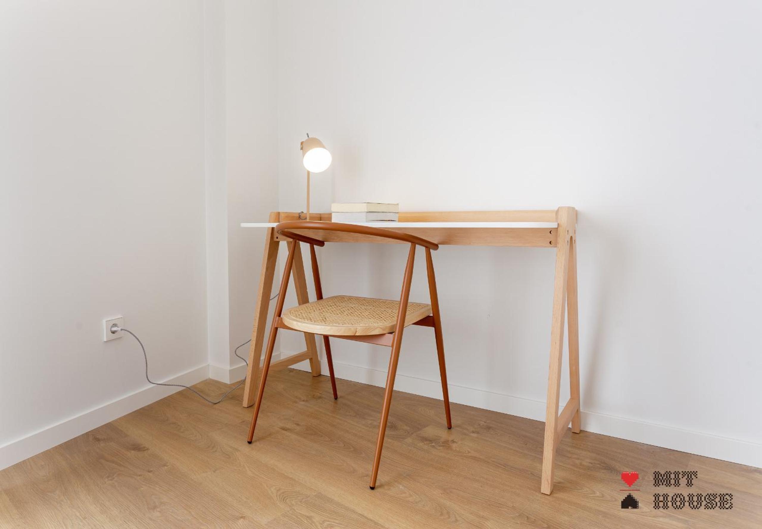One bedroom X photo 2