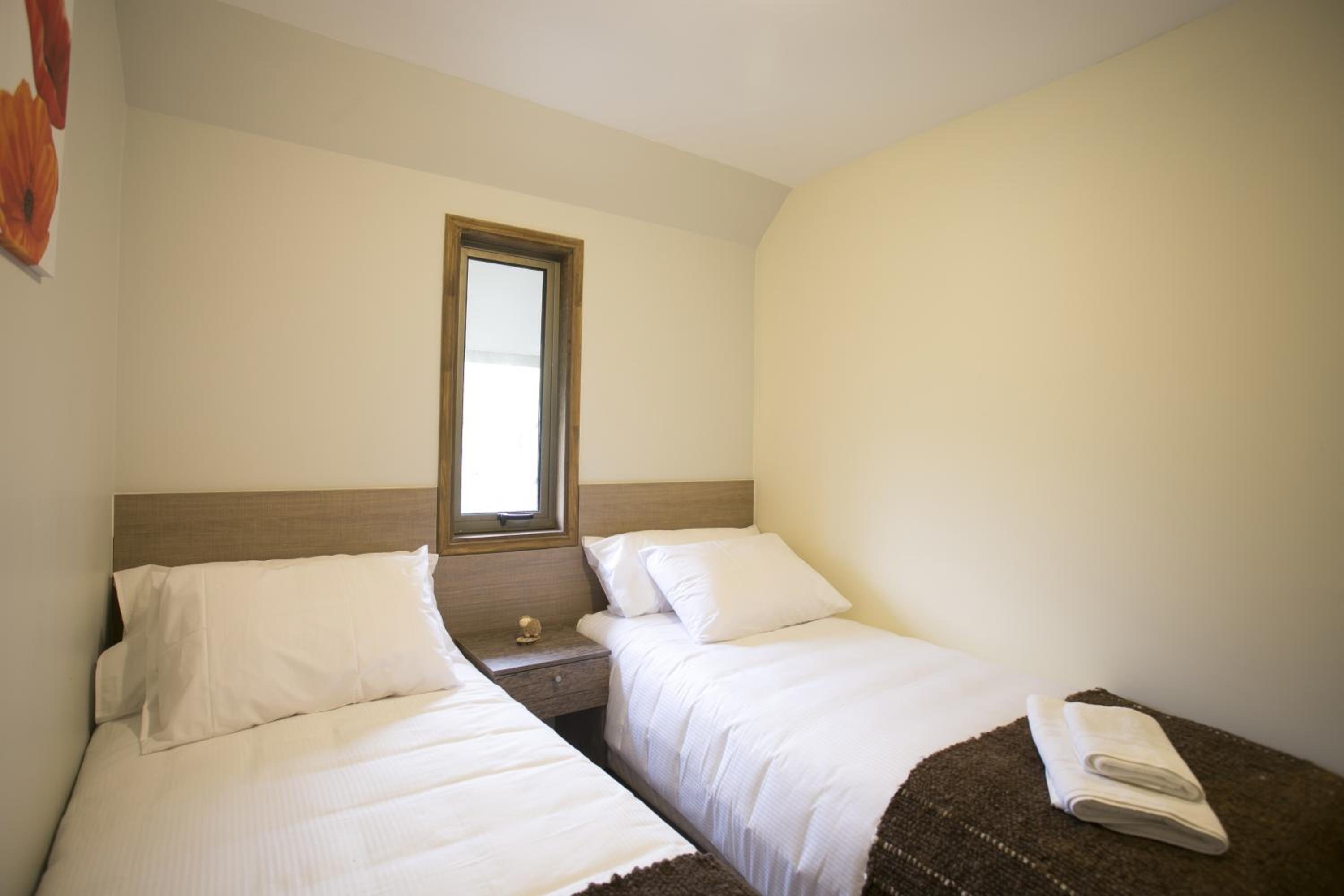 Apartment - Split Level Sextuple photo 1