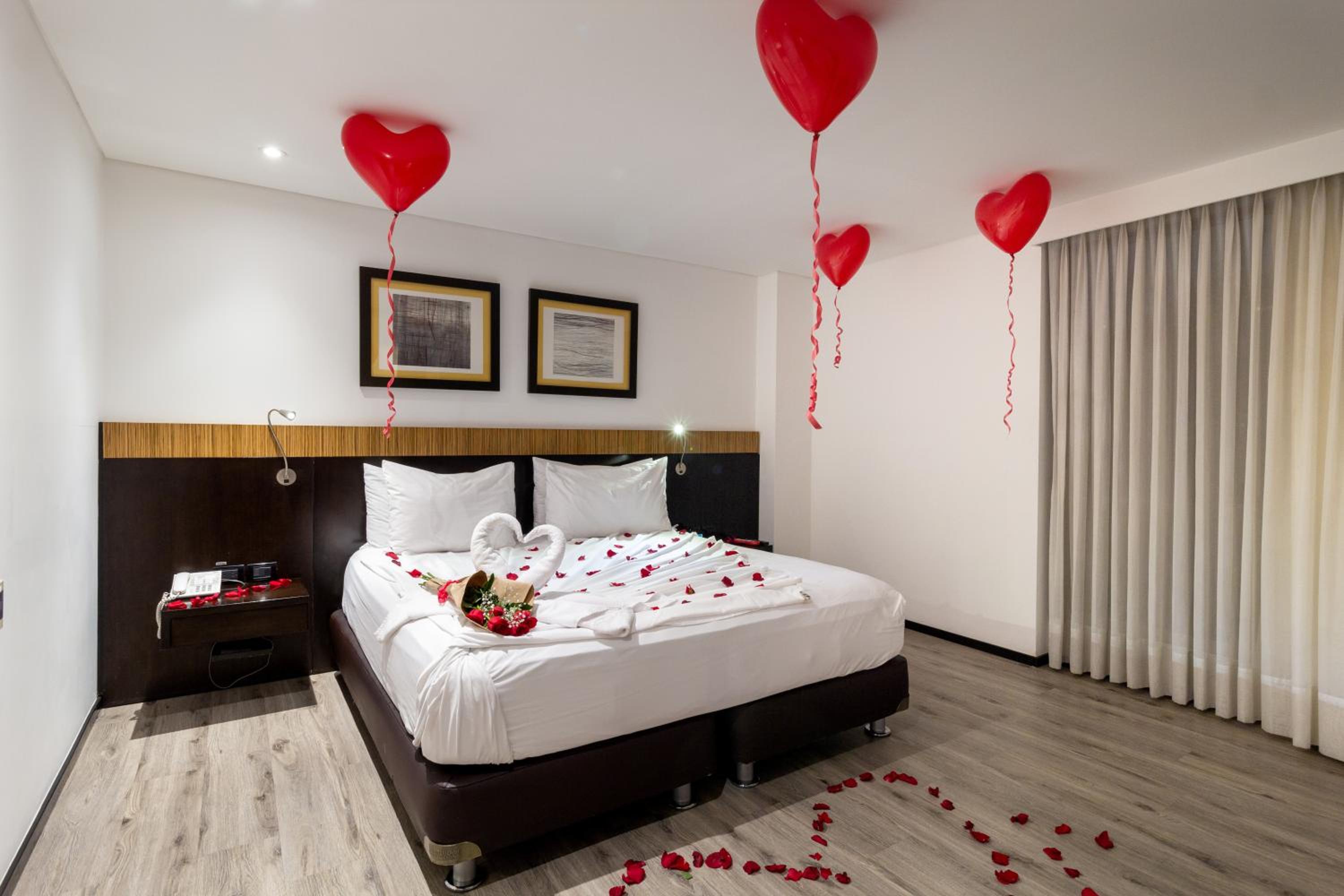 Business Suite - Photo 25