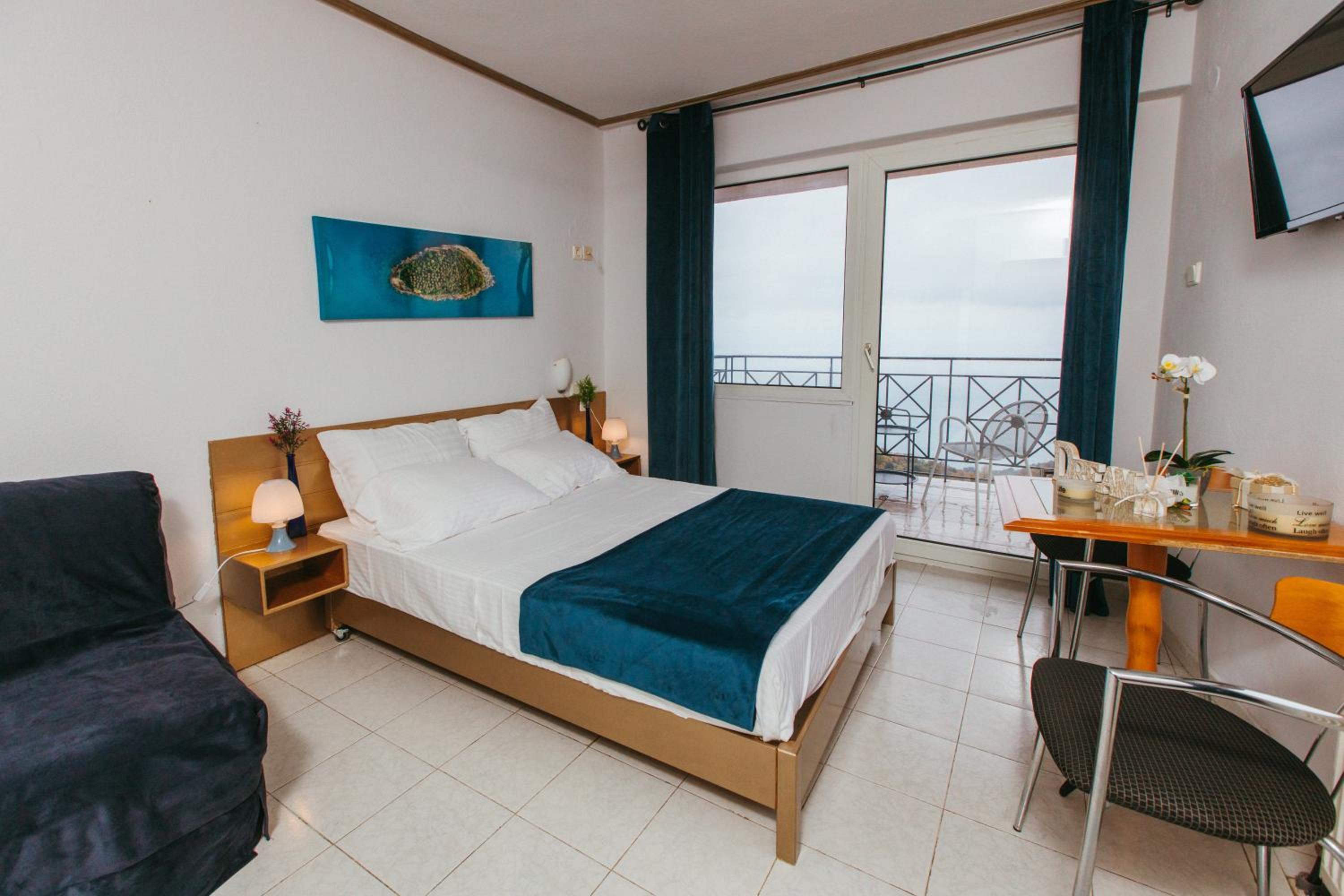 Triple Room with Mountain View - Photo 10