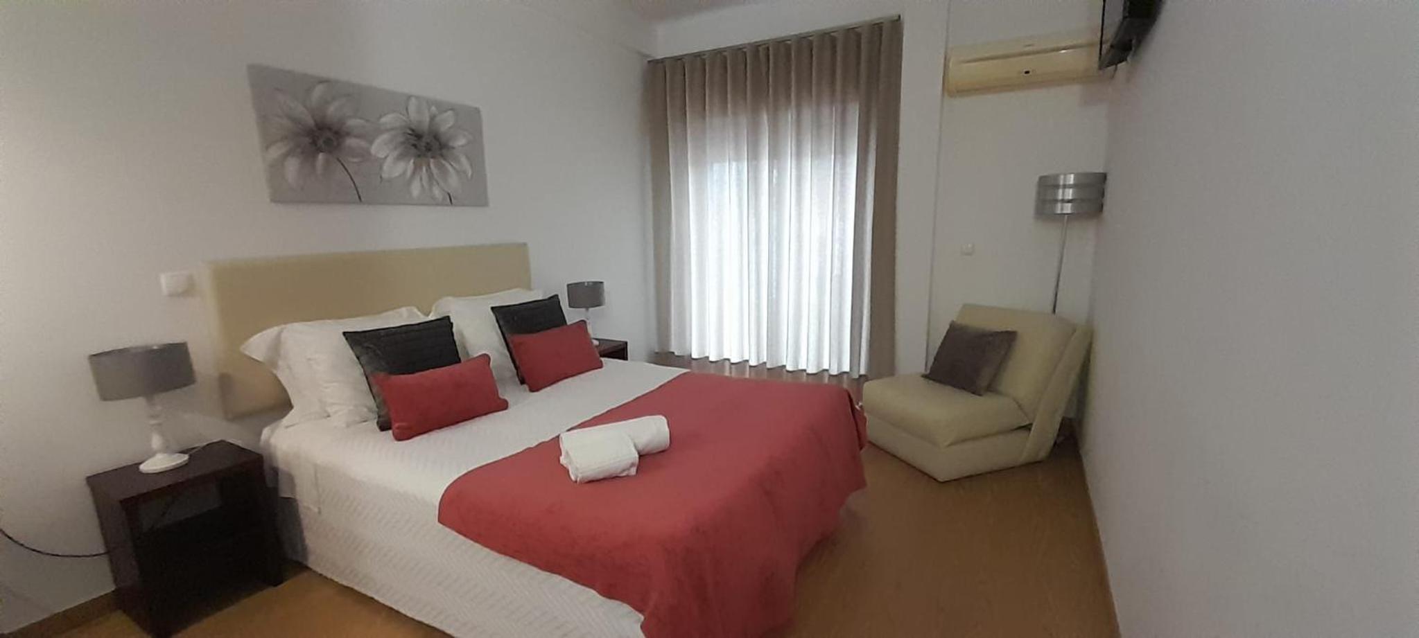 Double or Twin Room - Photo 16