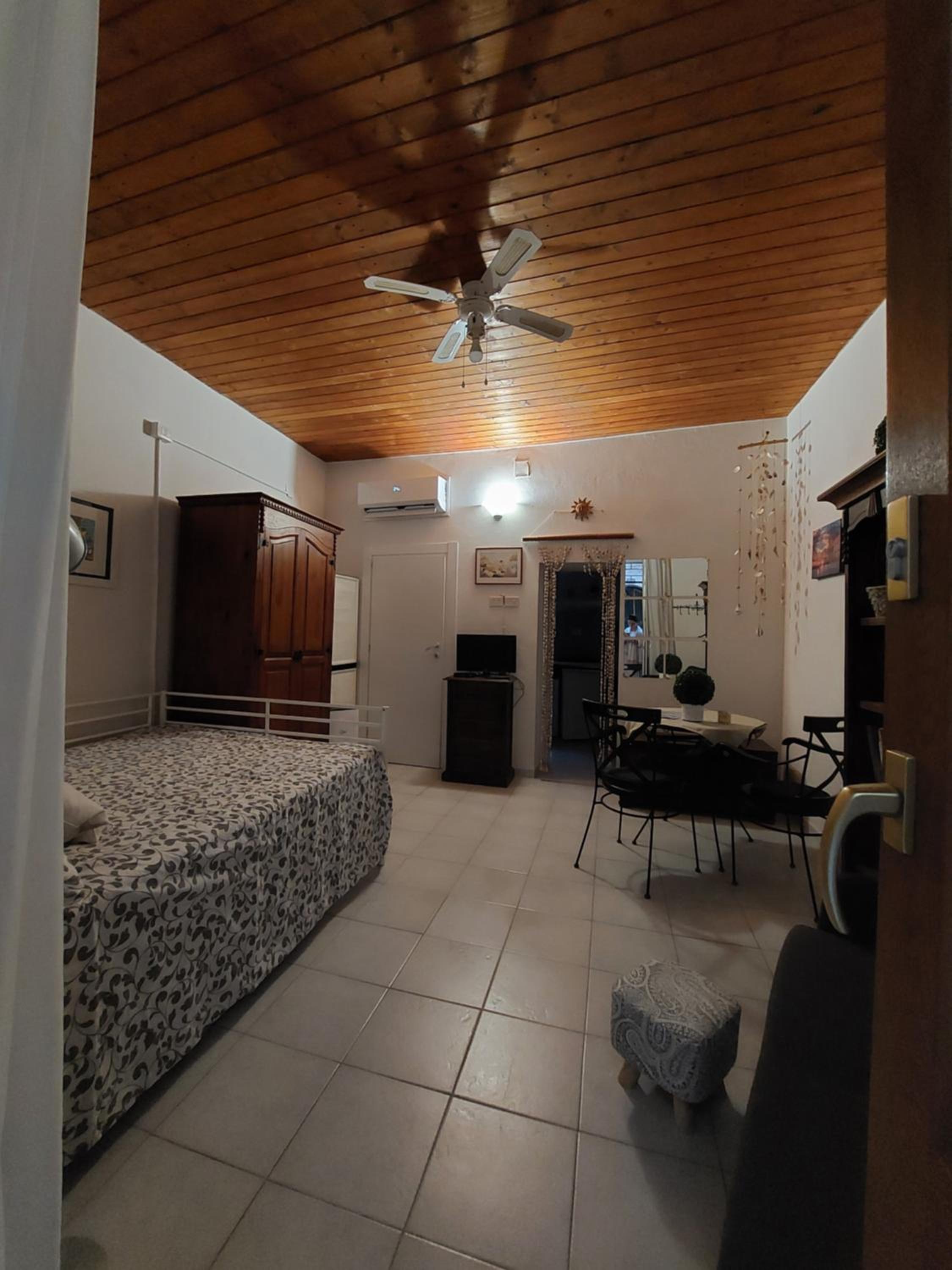 One-Bedroom House