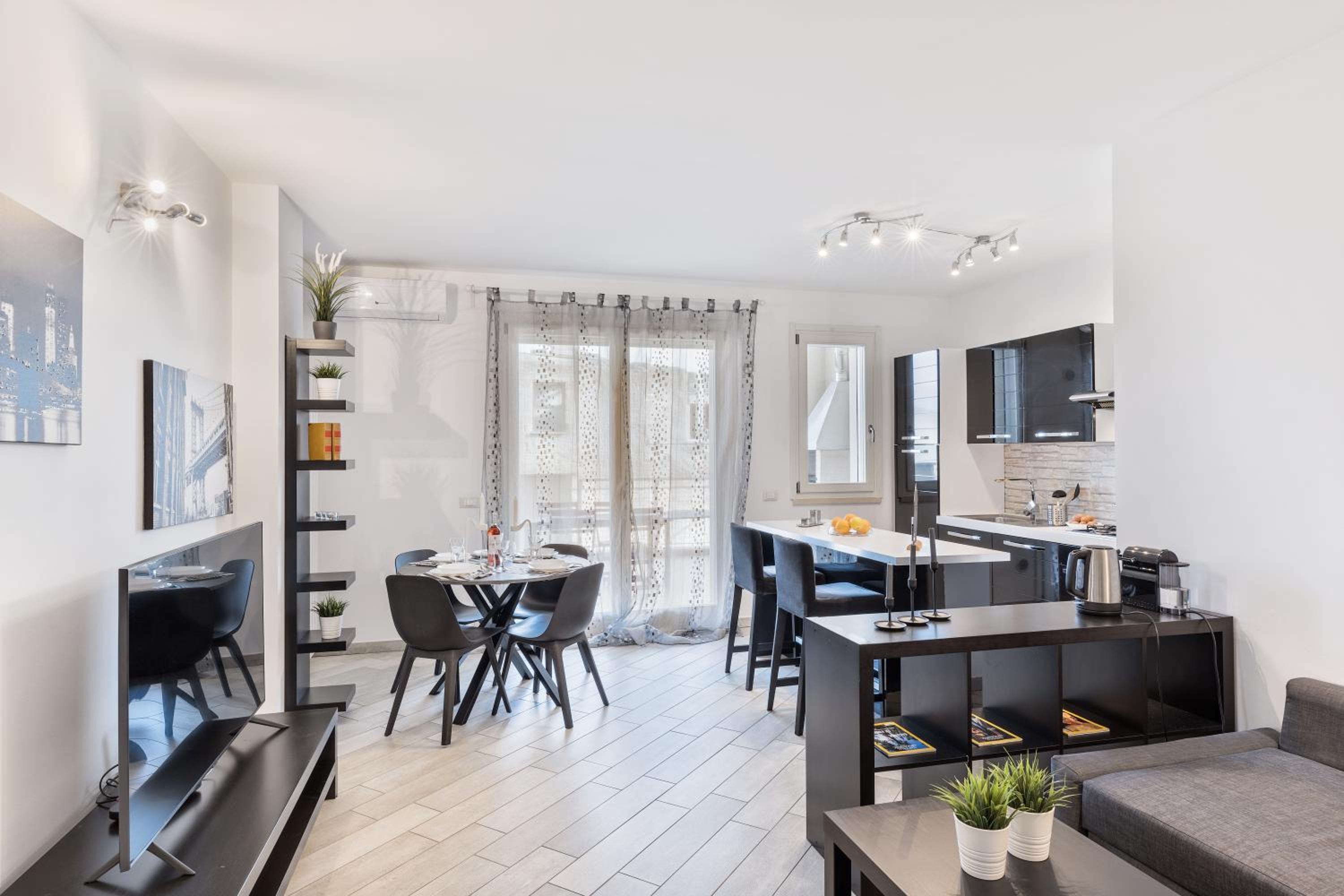 Apartment with Terrace photo 1