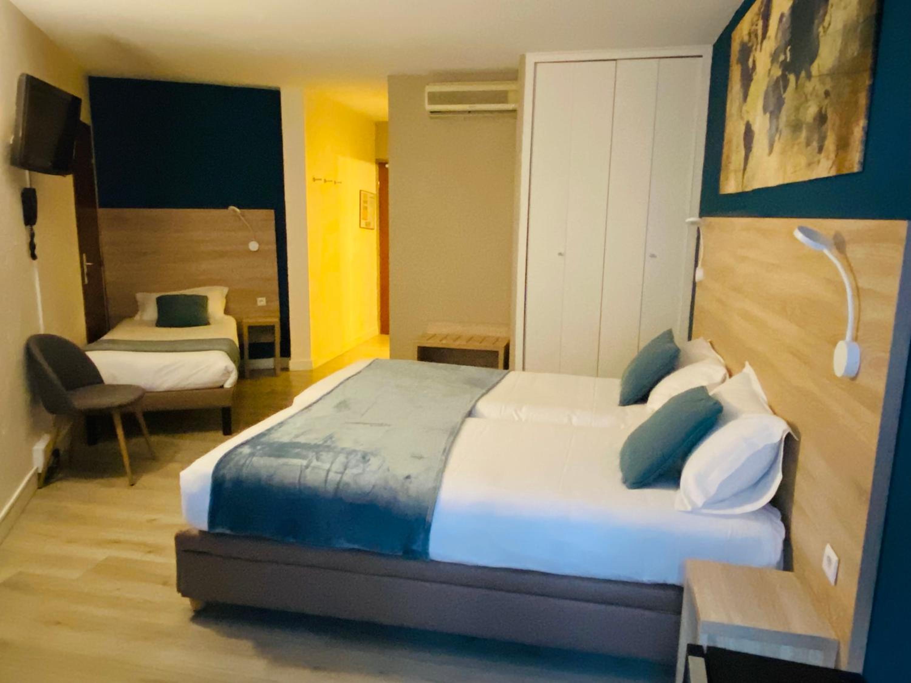 Triple Room - Photo 6