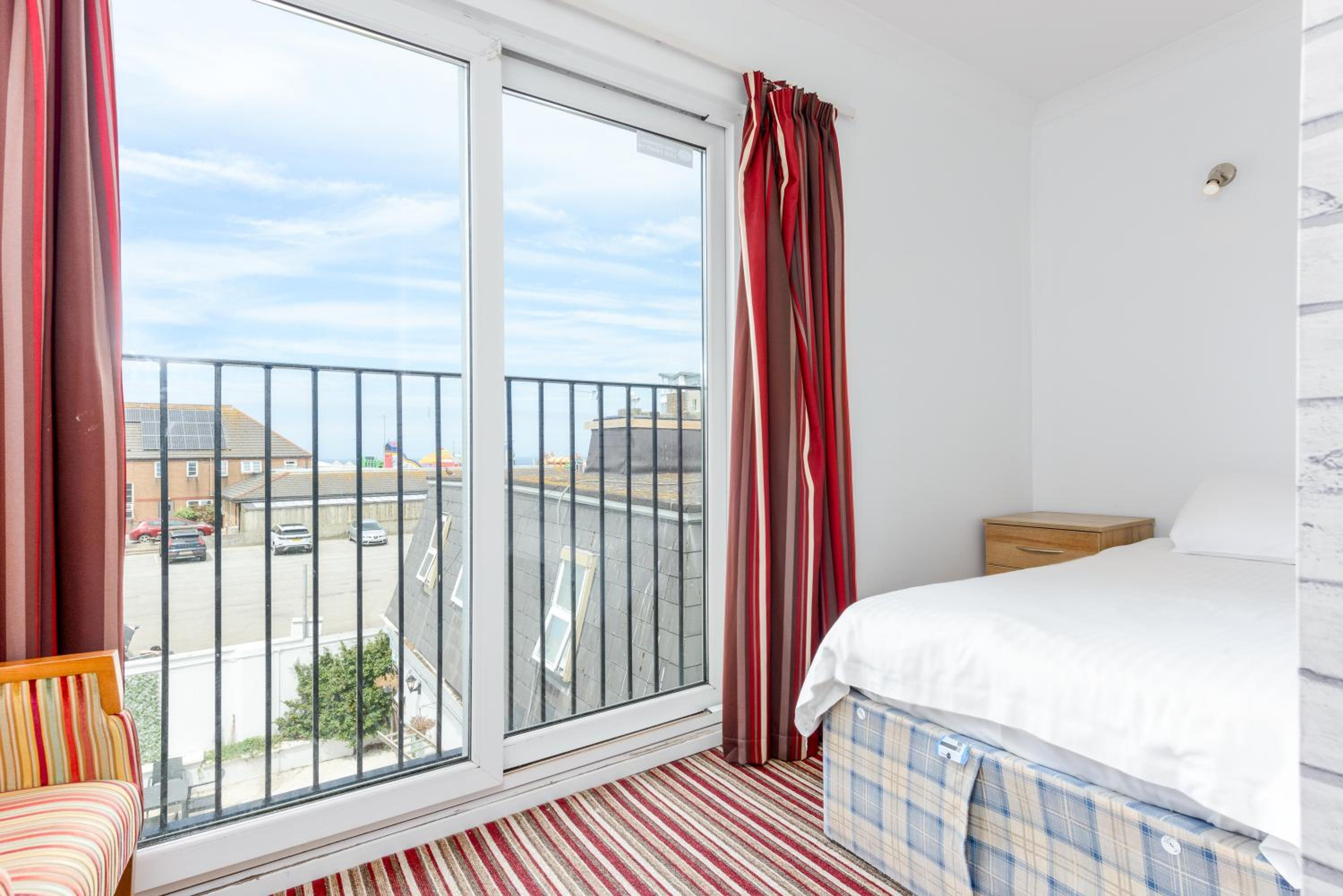 Double Room - Photo 3