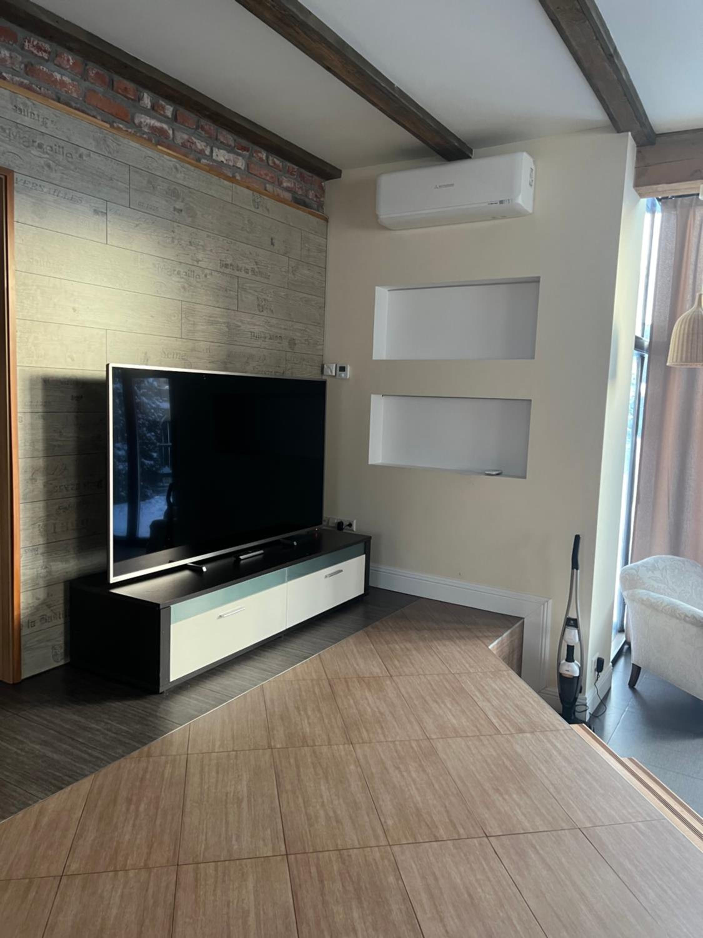 Three-Bedroom House - Photo 12
