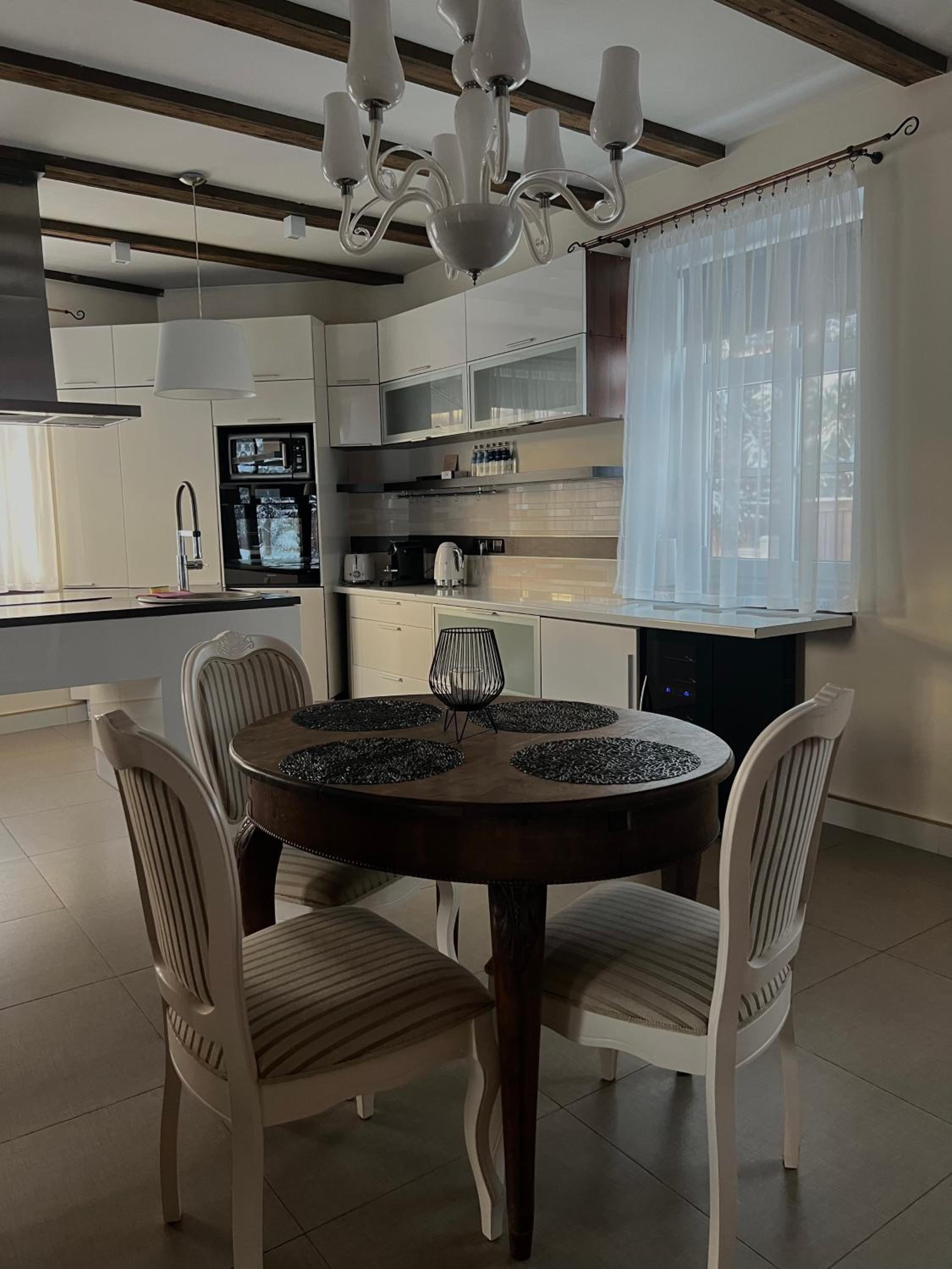 Three-Bedroom House - Photo 11