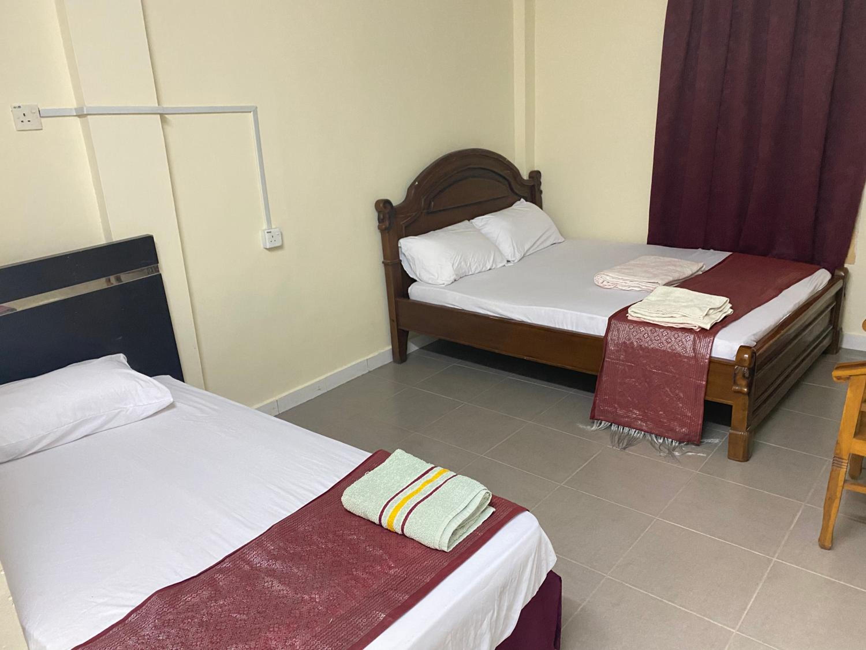 Standard Triple Room - Photo 3