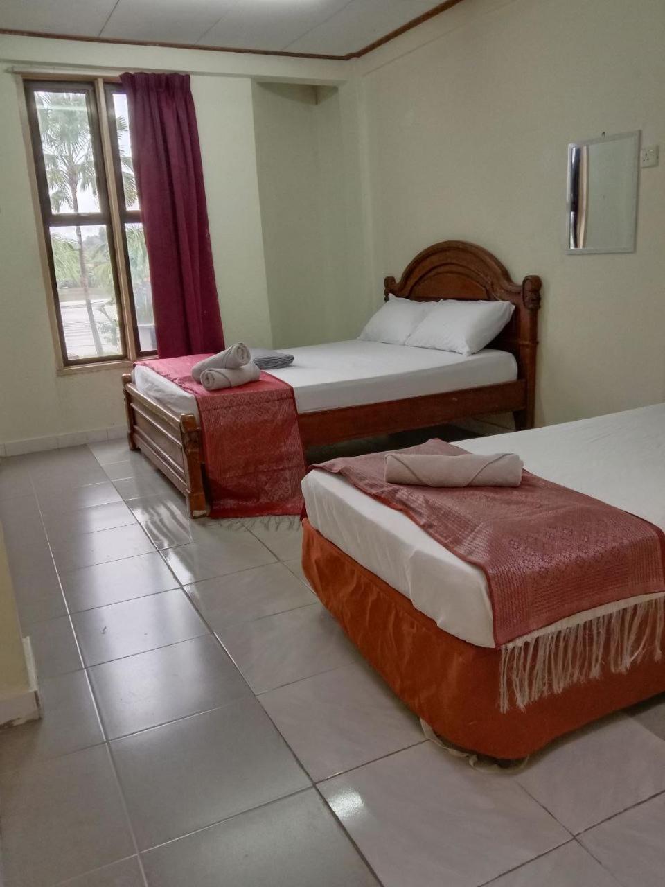 Standard Triple Room - Photo 2