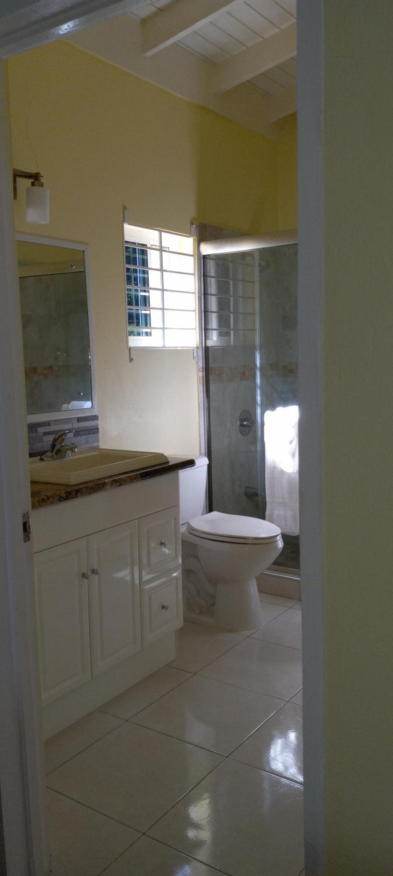 Deluxe Family Suite photo 3