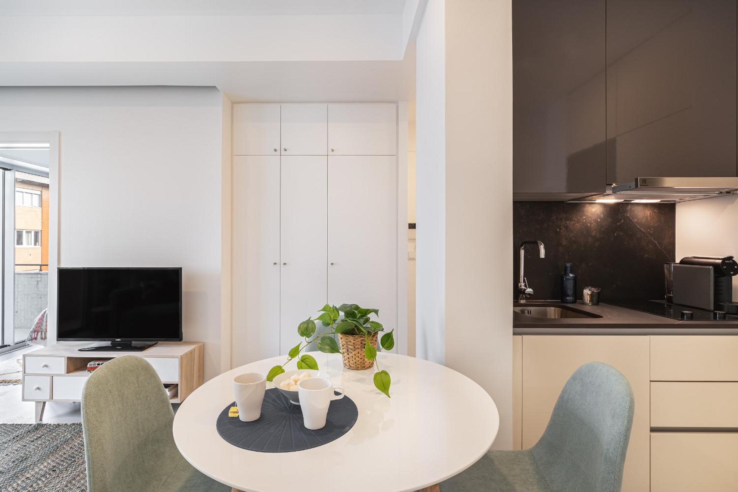 Two-Bedroom Apartment - Photo 4