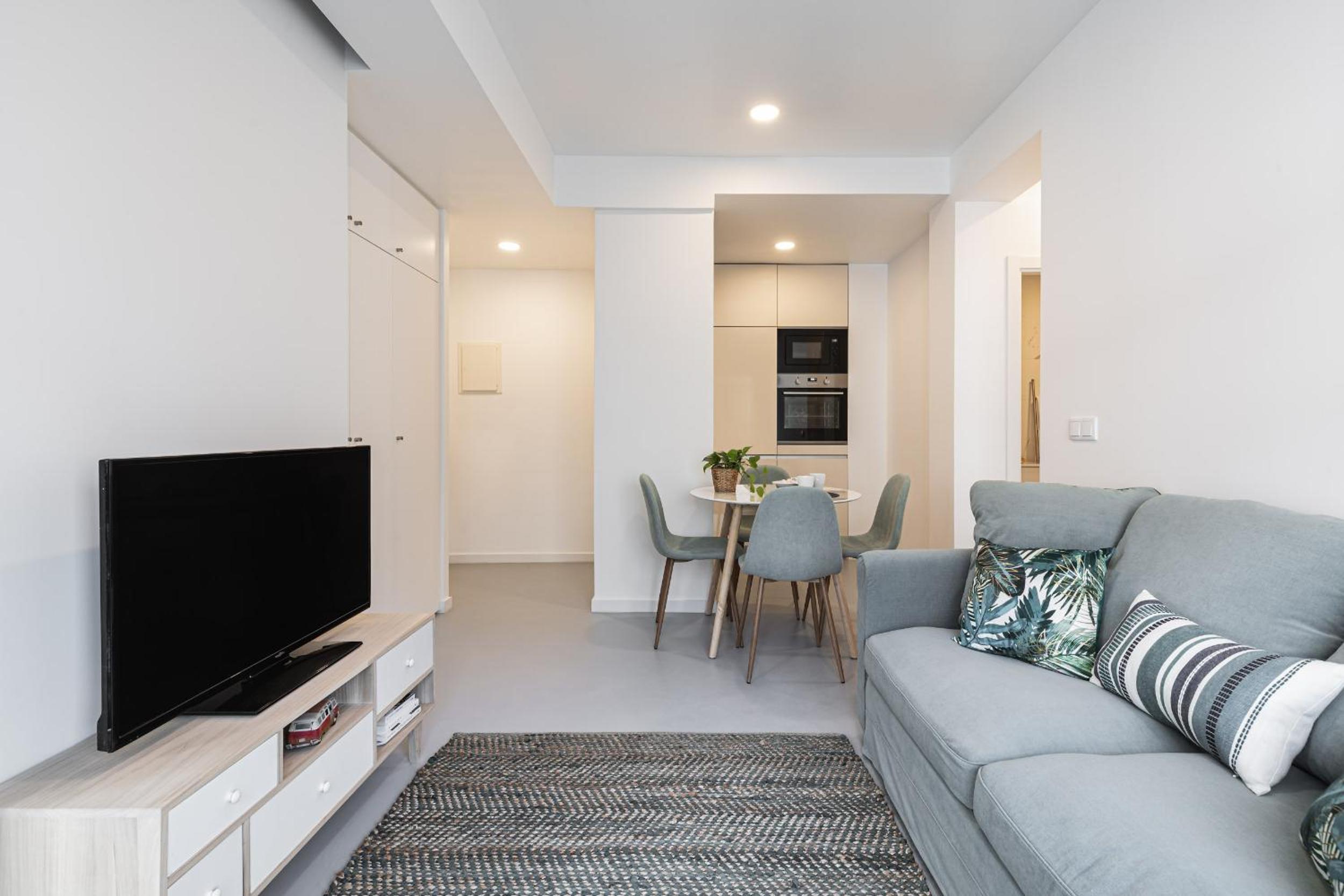Two-Bedroom Apartment - Photo 6
