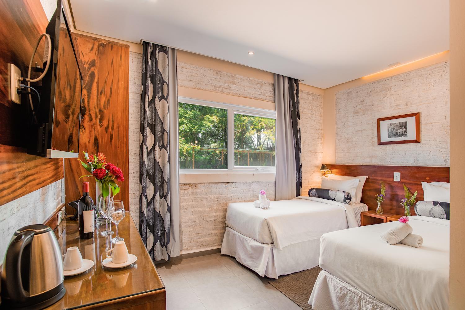 Standard Twin Room photo 3