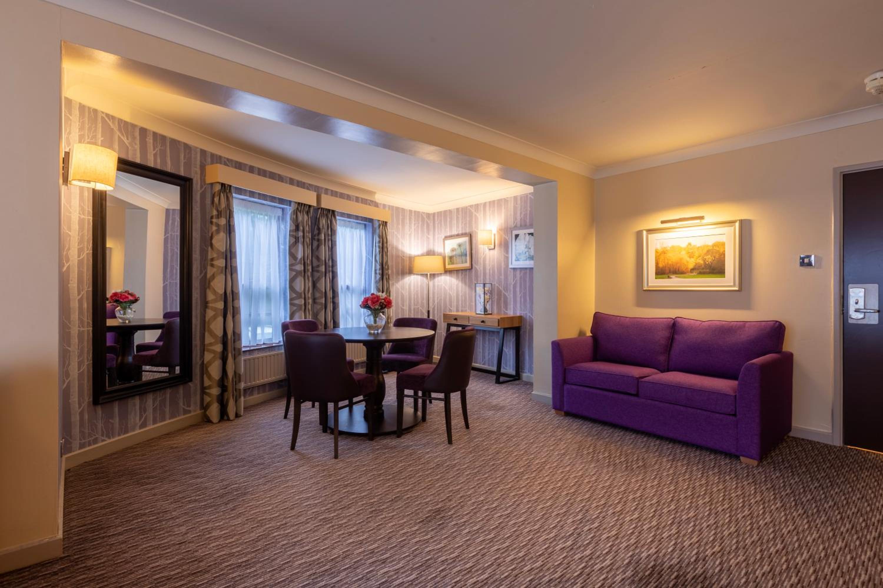 Suite - Non-Smoking - Photo 1