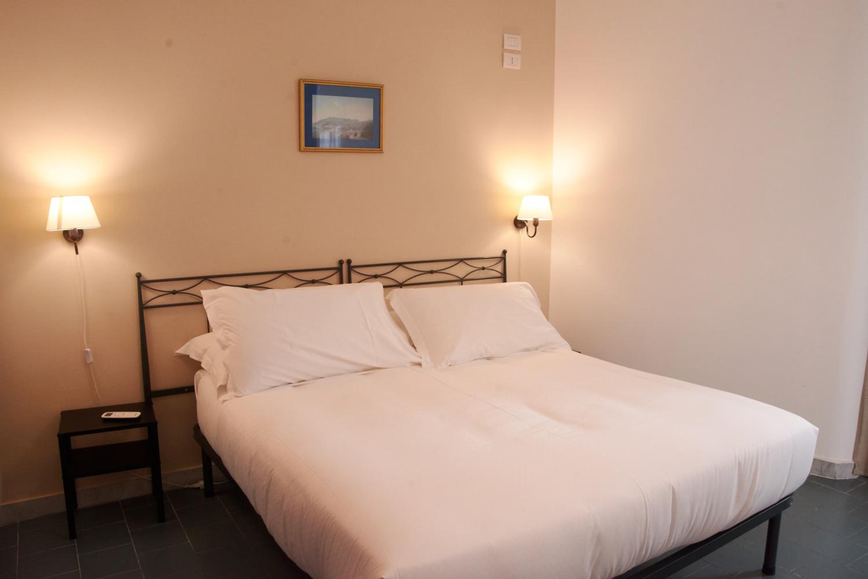 Classic Double Room photo 3