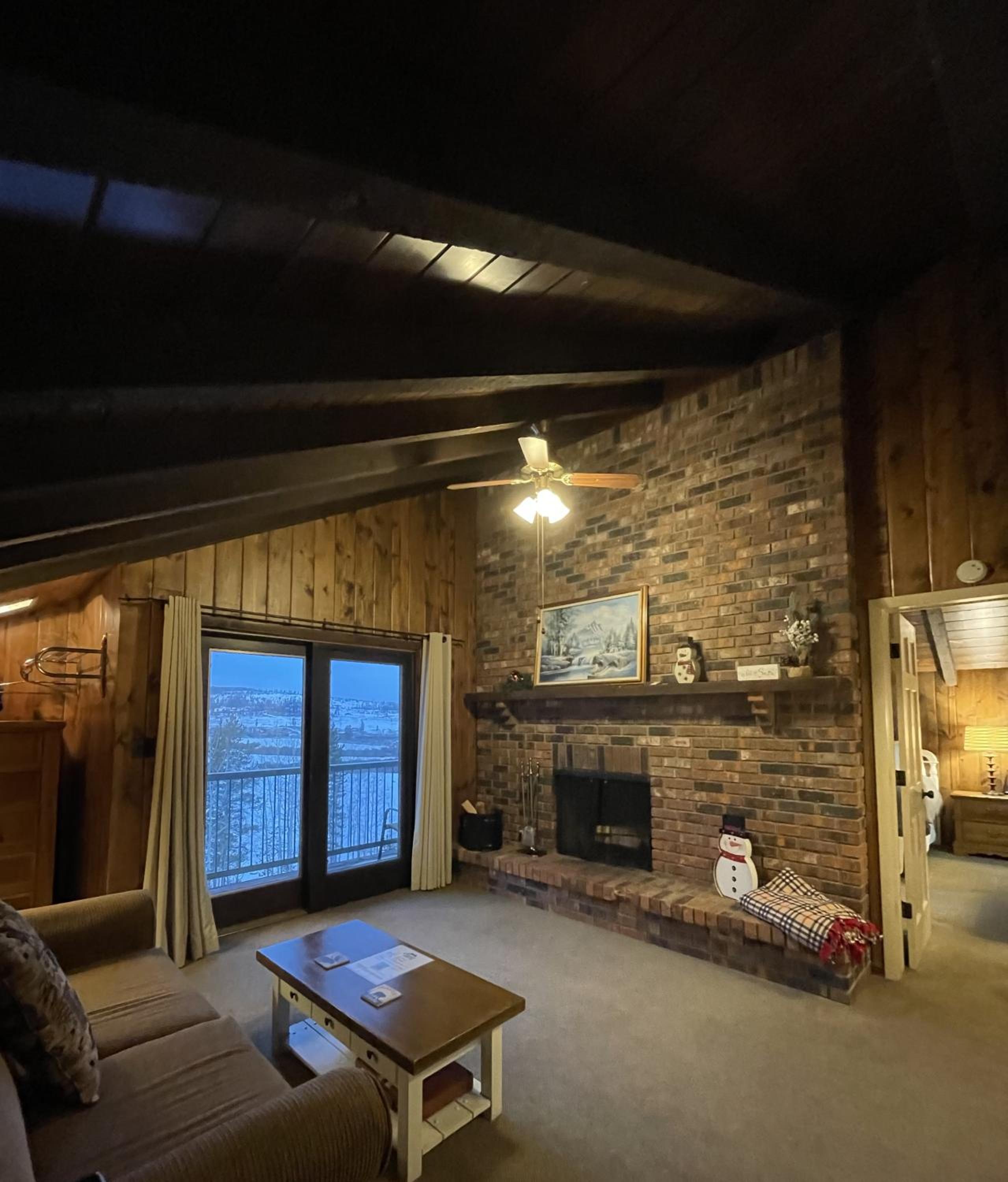 Suite with Mountain View photo 2