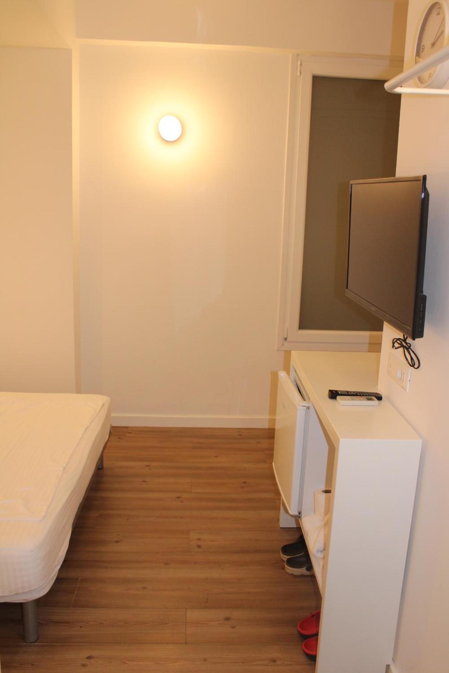 Double Room with Balcony photo 3
