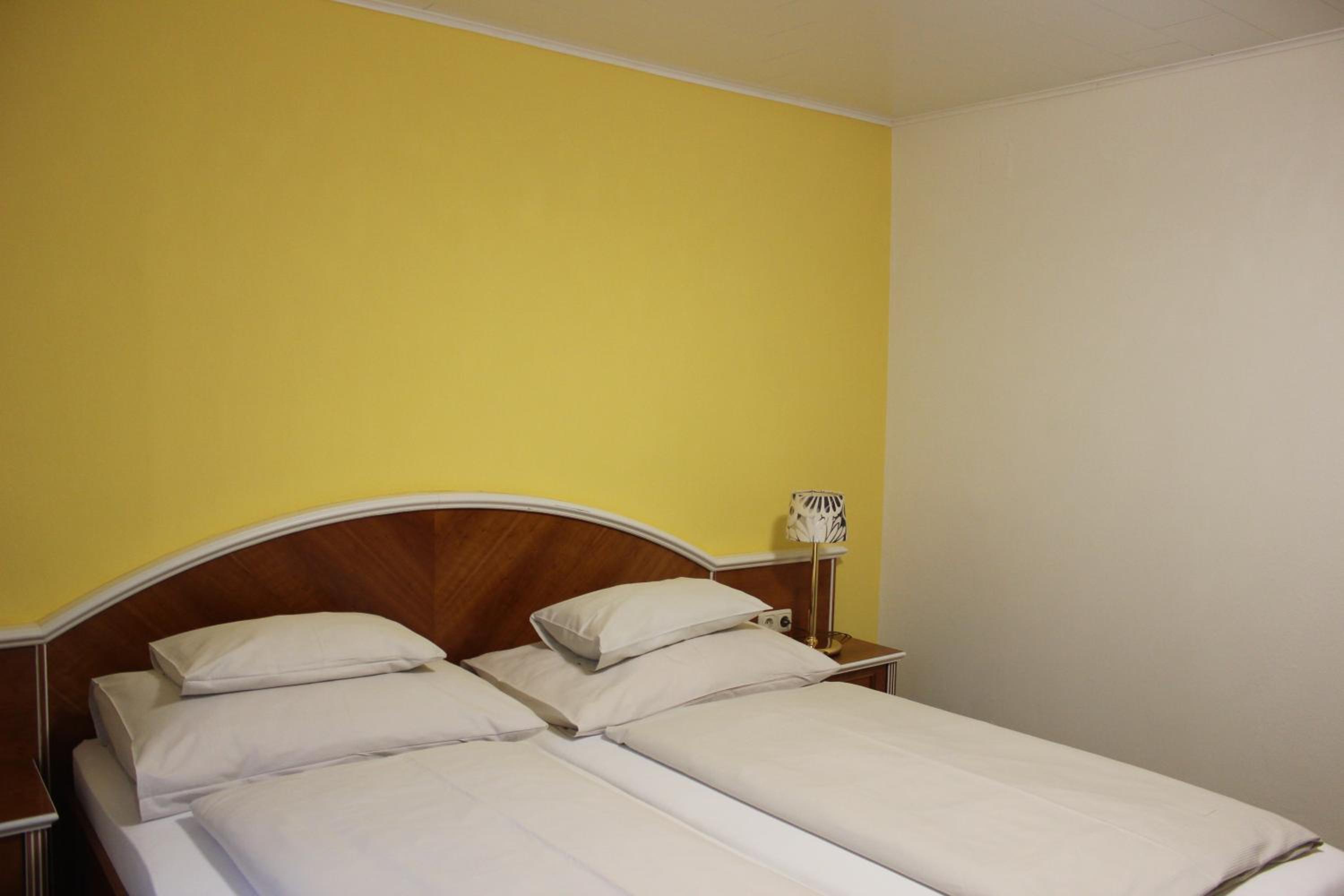 Standard Double Room photo 3