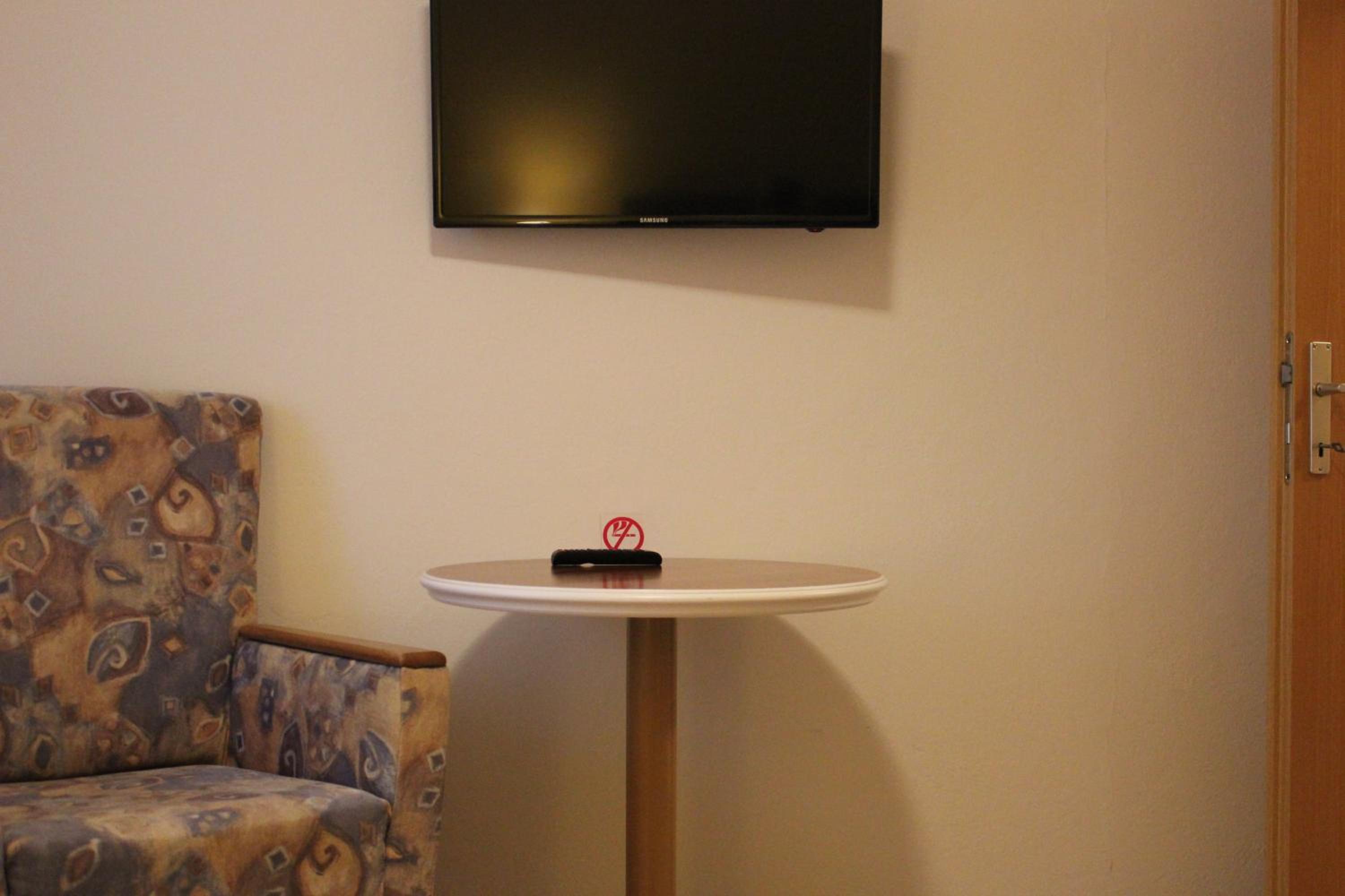 Single Room with Balcony photo 3