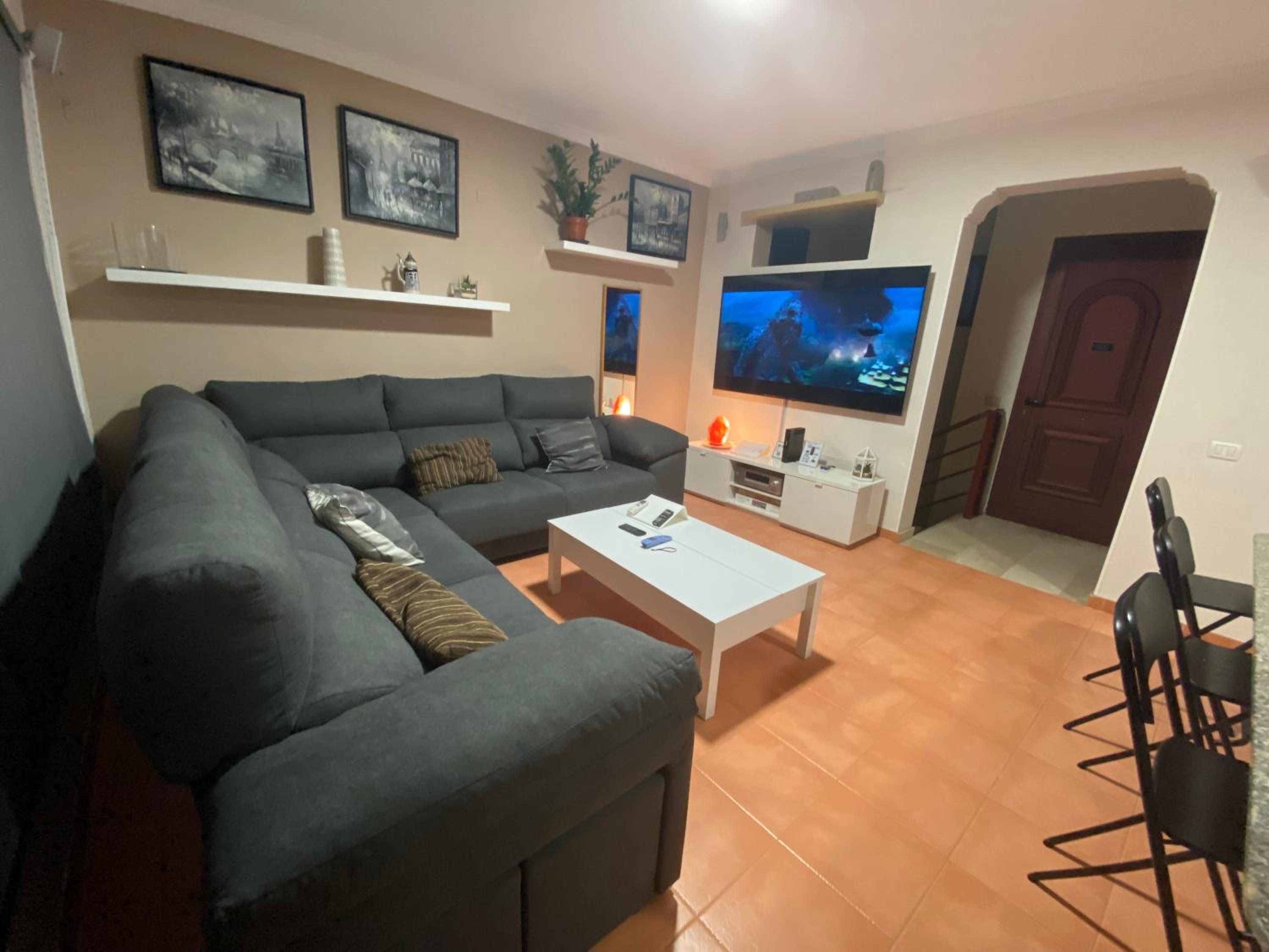 Villa photo 2