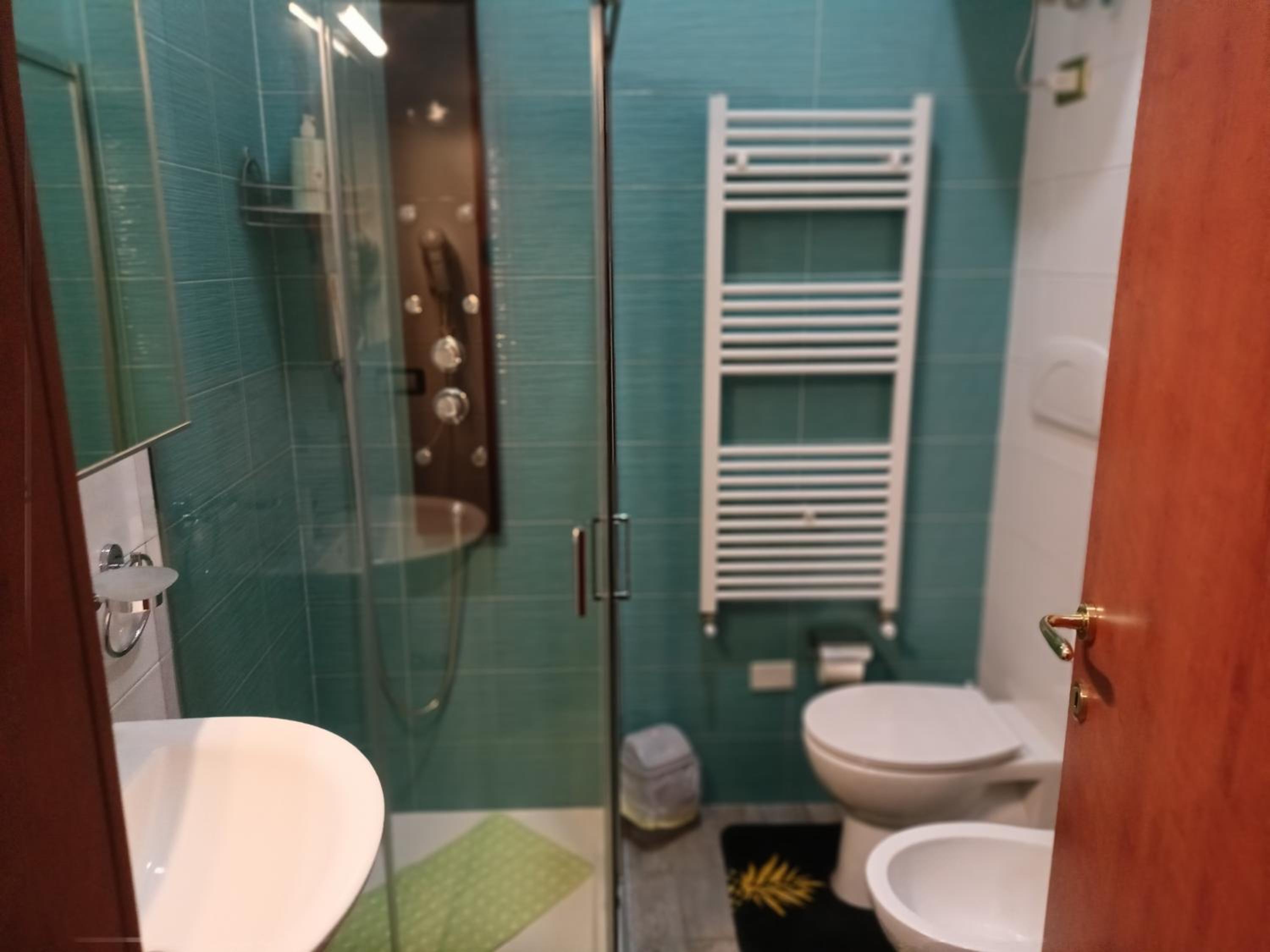 Double Room with Balcony - Photo 28