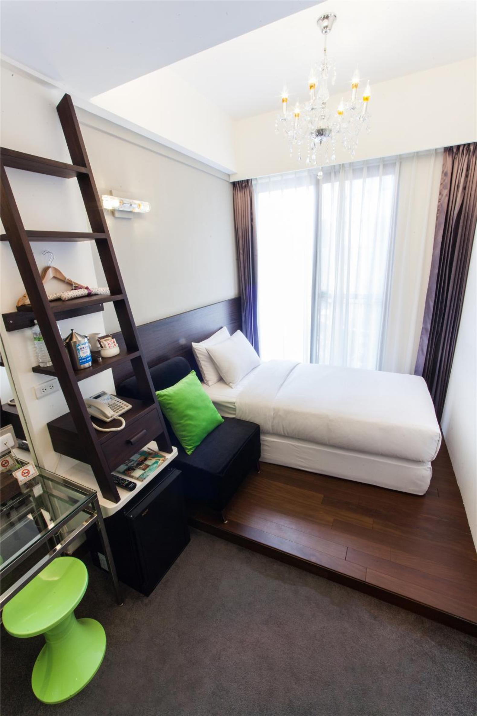 Standard Single Room with Shower photo 2
