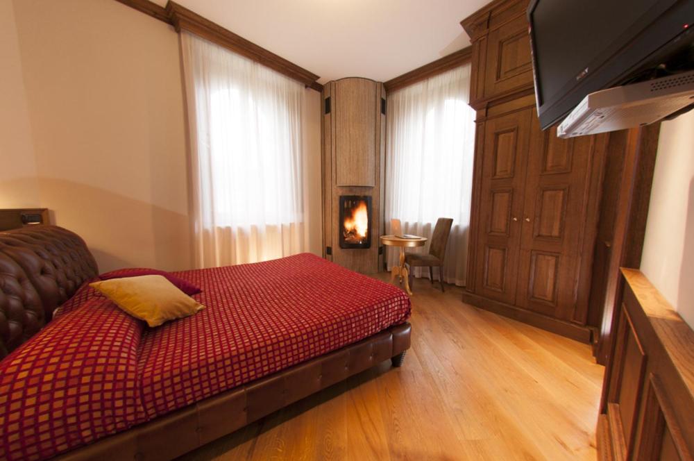 Superior Double Room With Fireplace photo 1