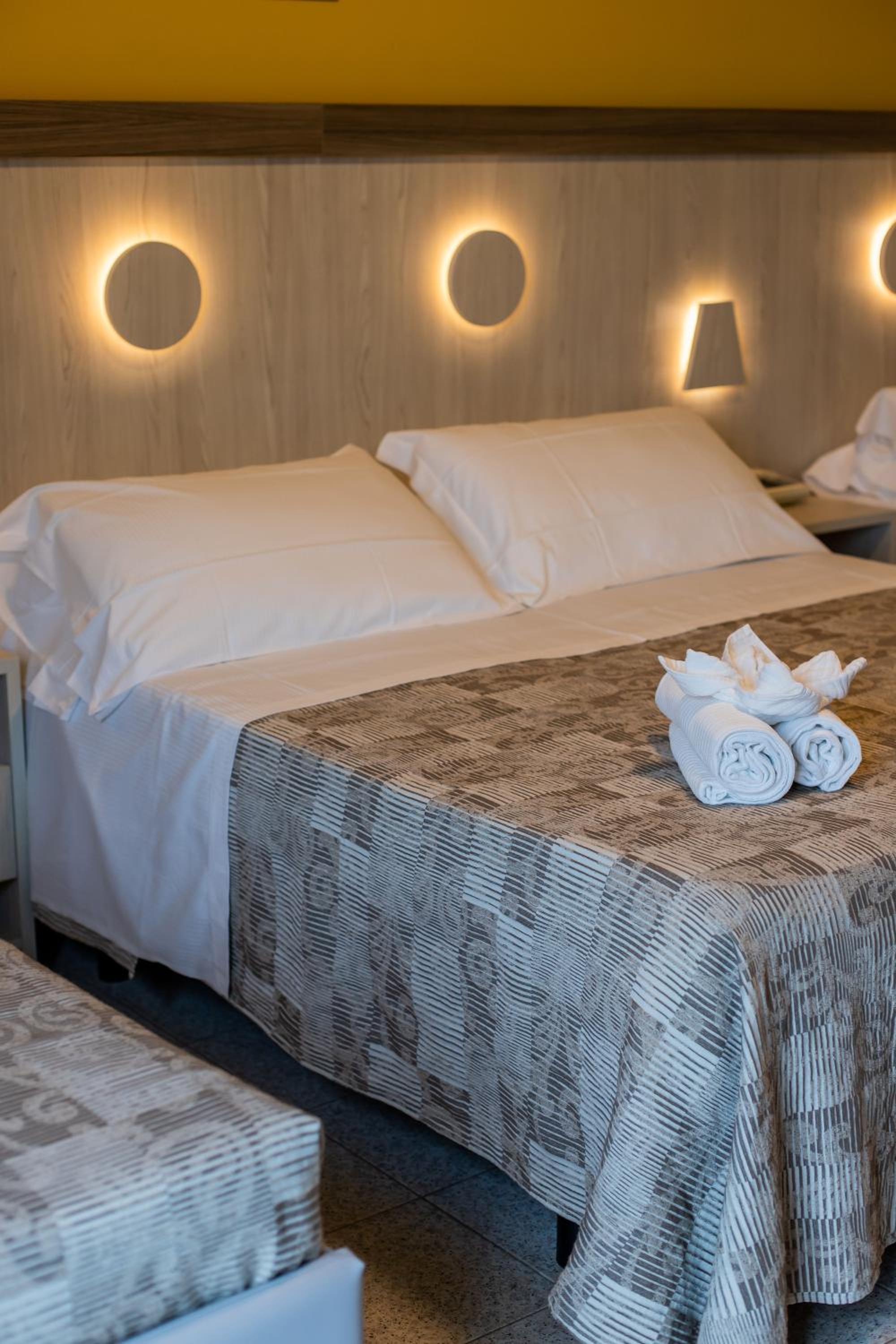 Triple Room with Sea View photo 3