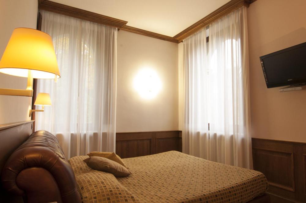 Superior Double Room With Spa Bath photo 2