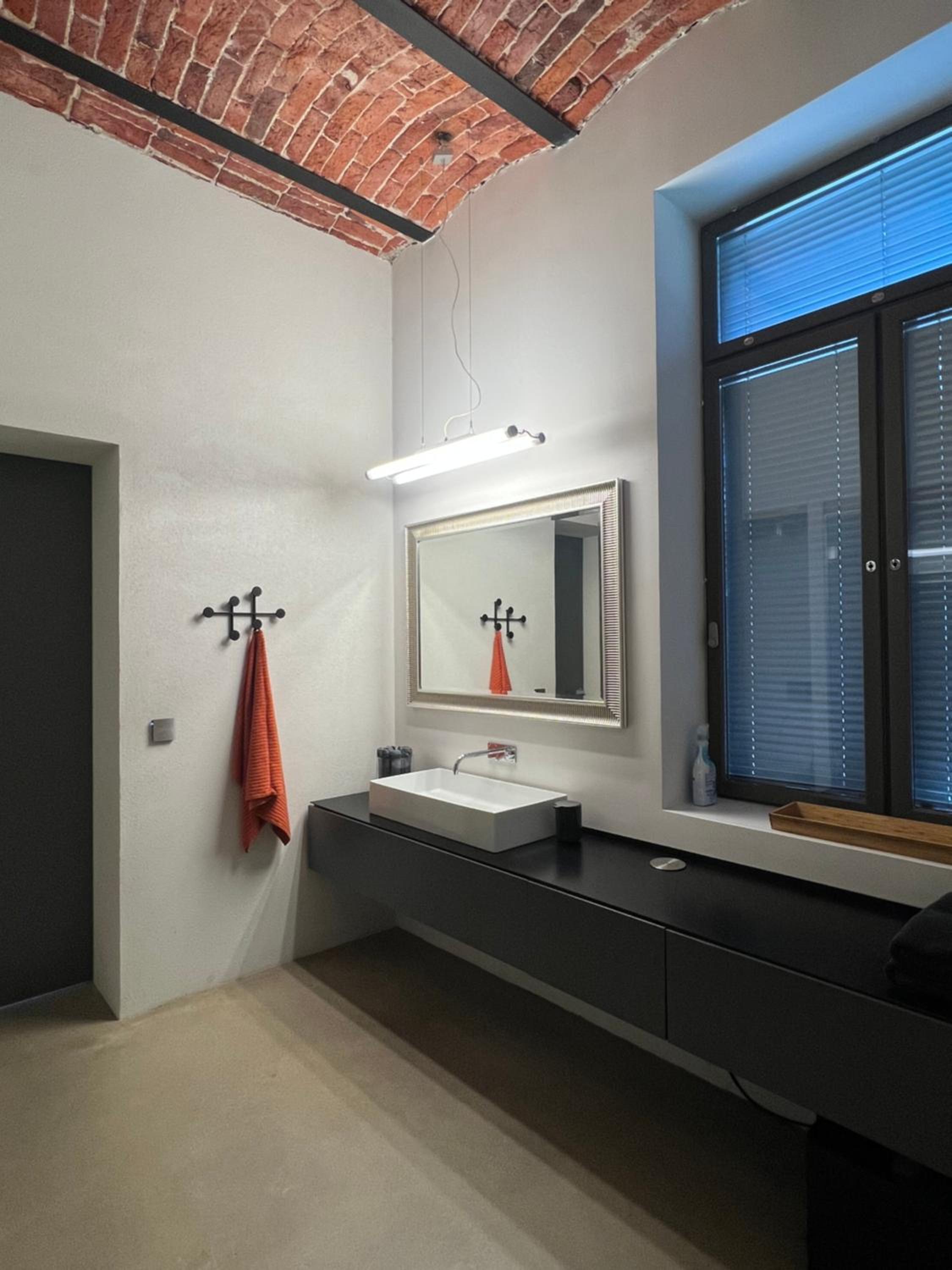 One-Bedroom Apartment - Photo 15