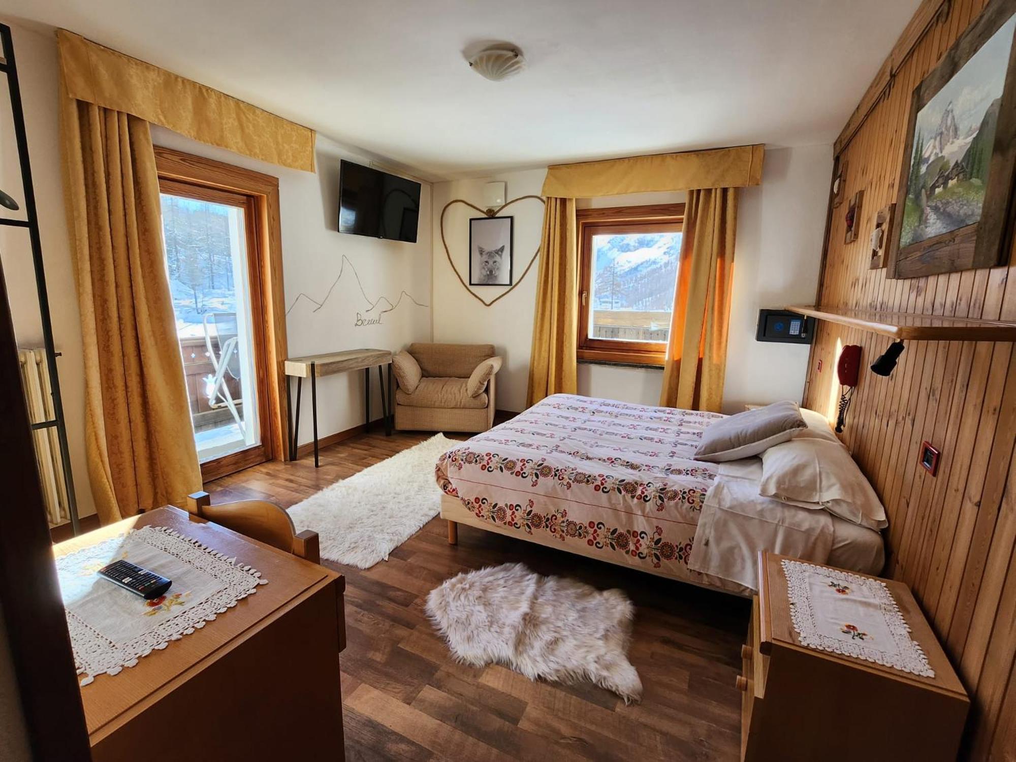 Double or Twin Room photo 1