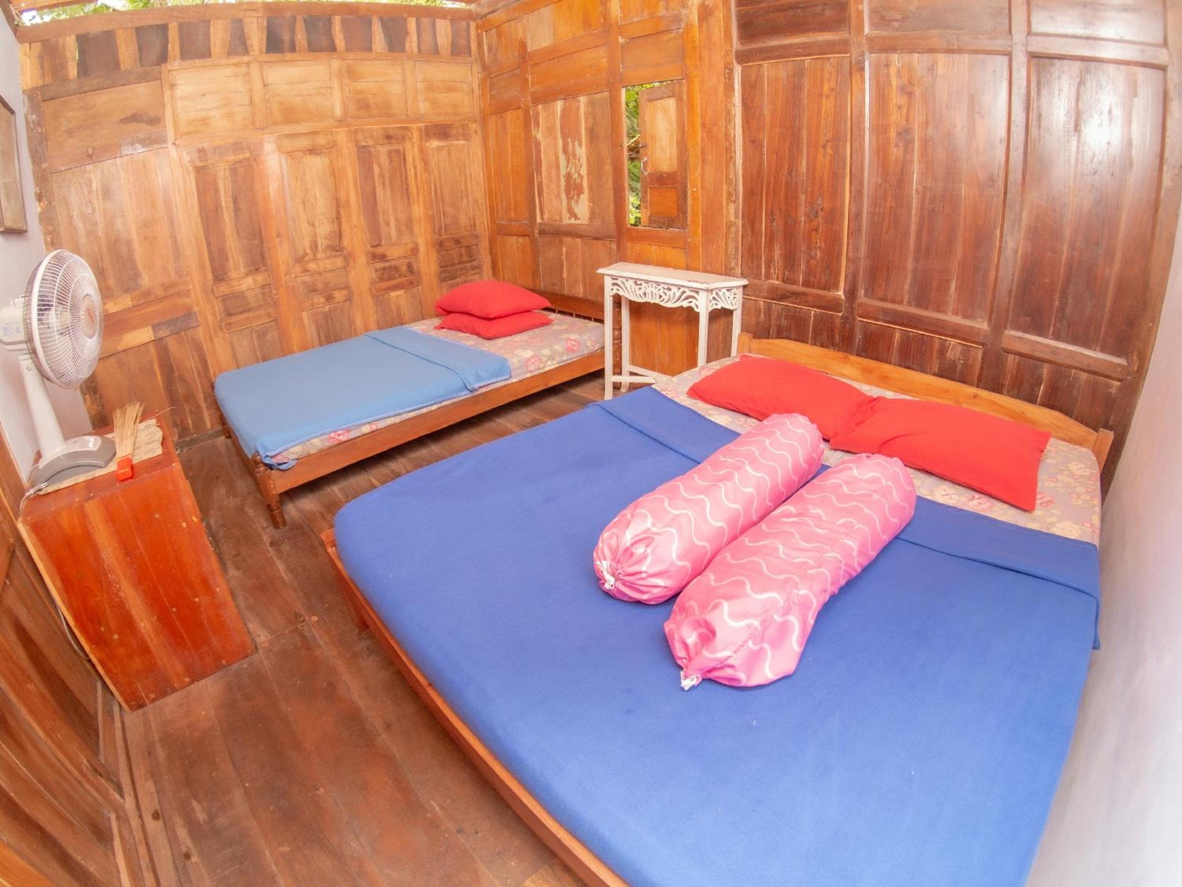 Three-Bedroom Villa photo 1