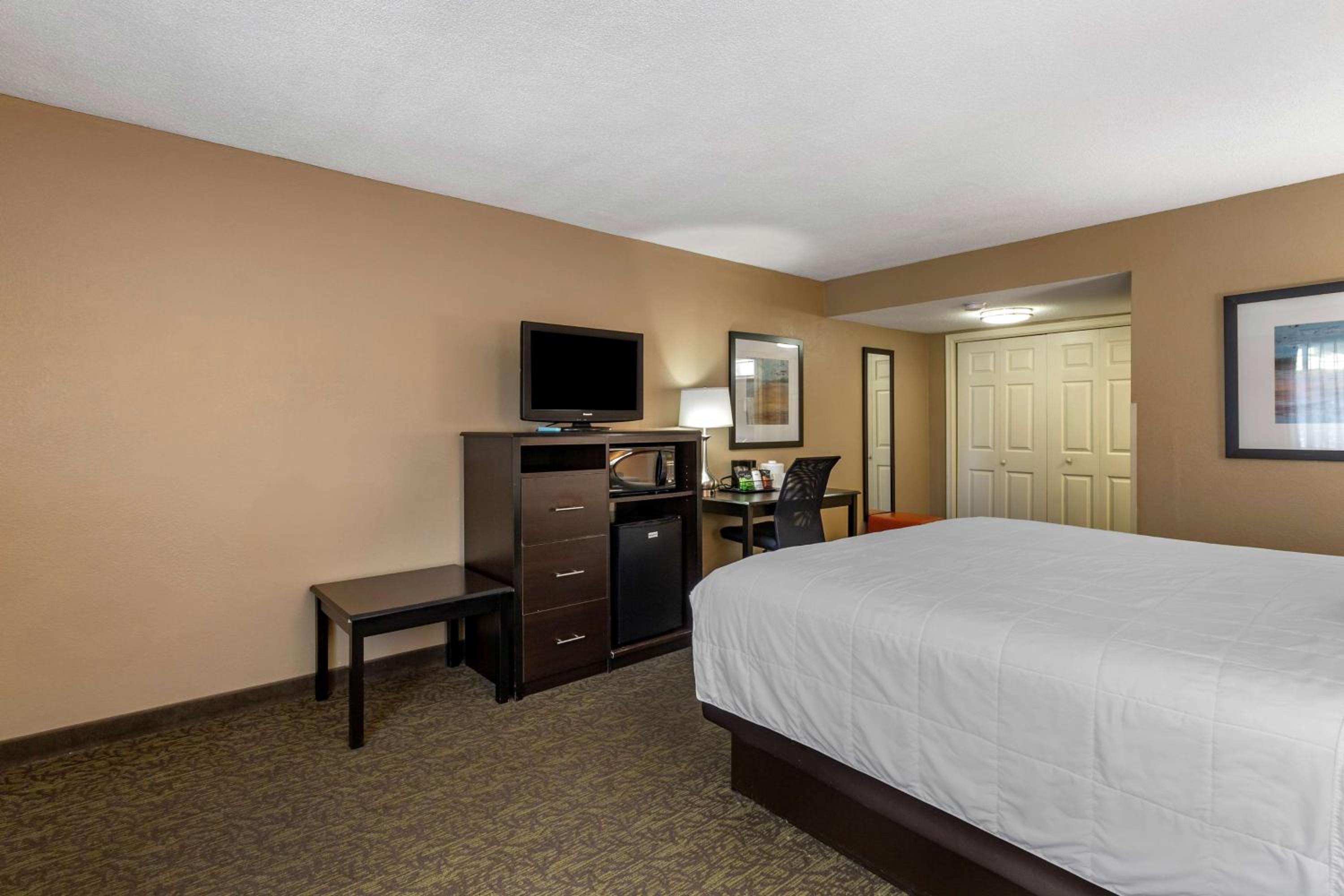 King Room - Upstairs - Non-Smoking - Photo 4