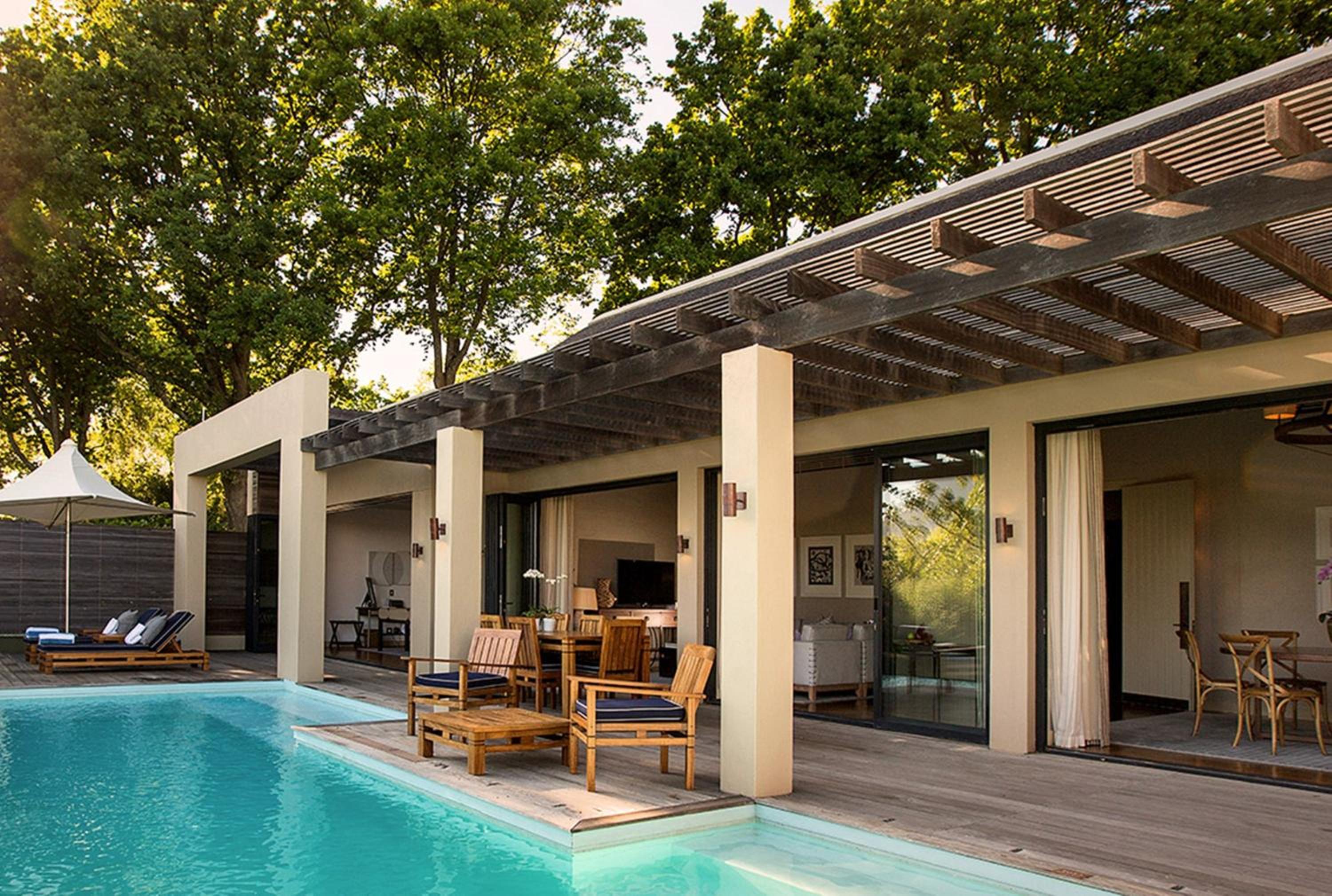 Presidential Villa with Private Pool photo 3