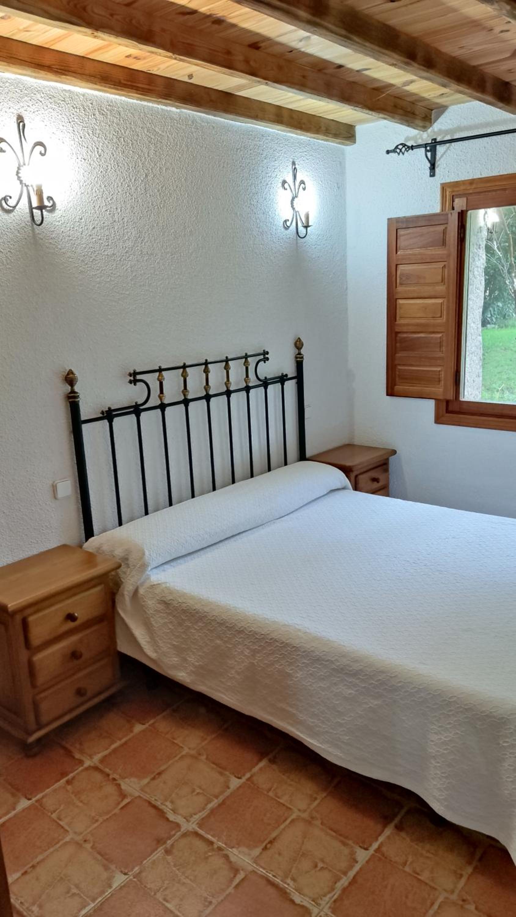 Two-Bedroom Apartment (3 Adults) photo 2
