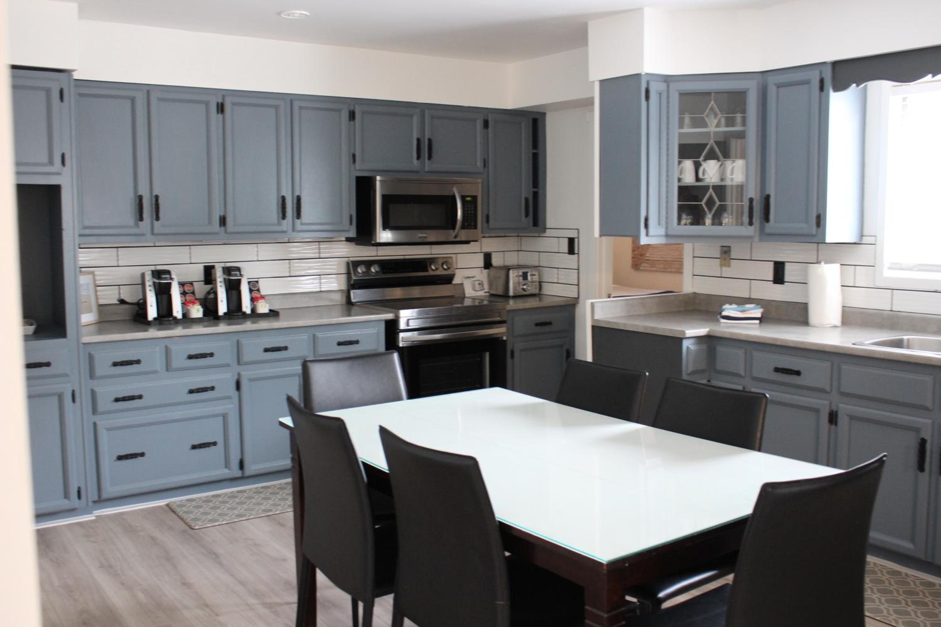 Four-Bedroom House - Photo 10