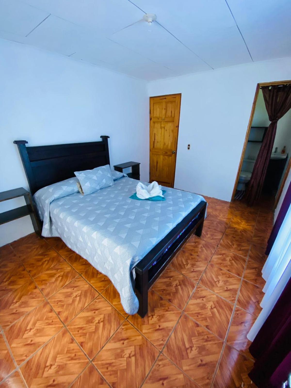 Double Room with Private Bathroom photo 1