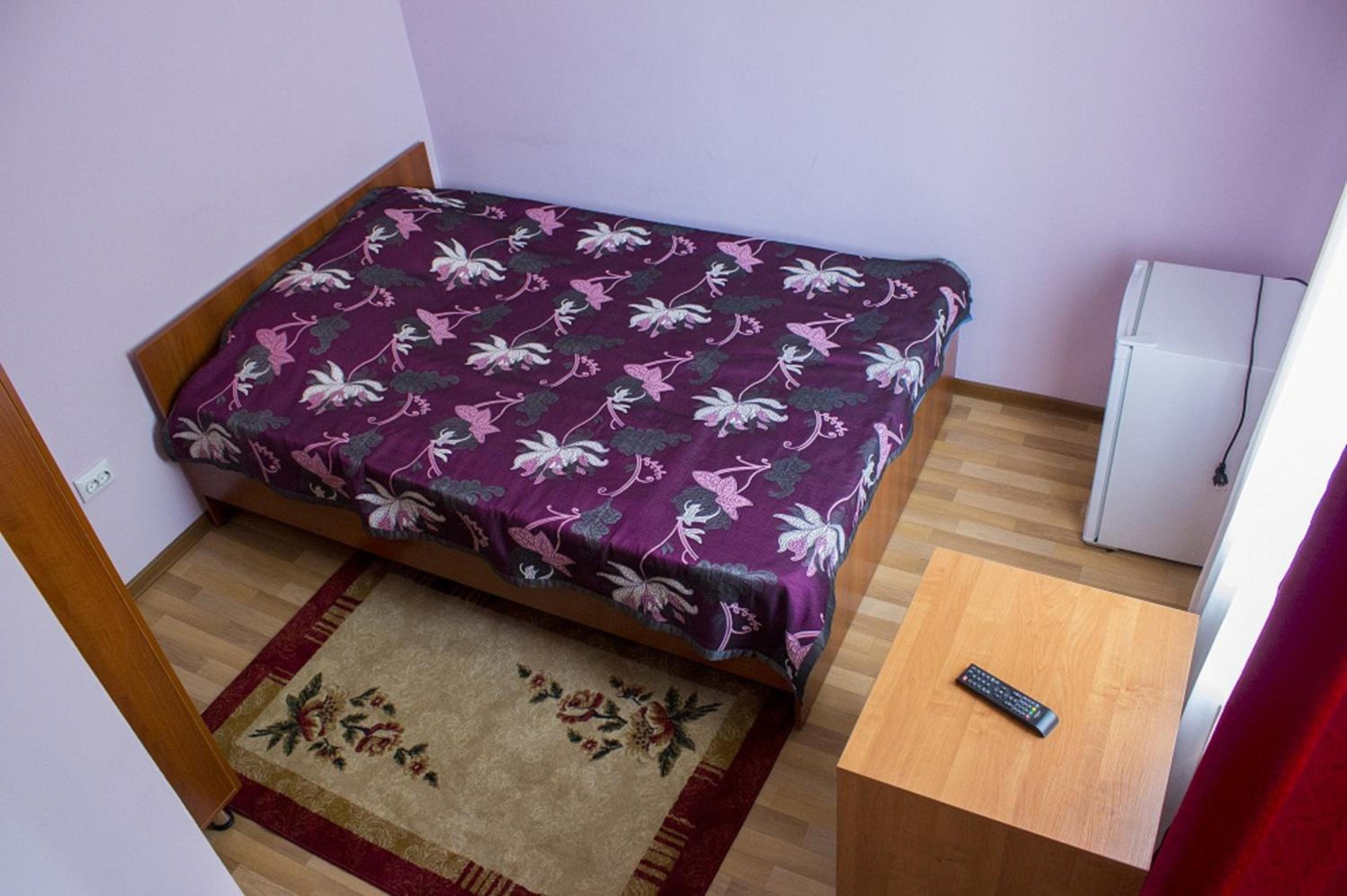 Standard Double Room - Photo 7