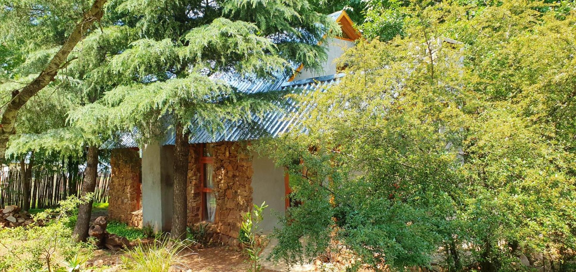 Cottage with Garden View - Photo 12