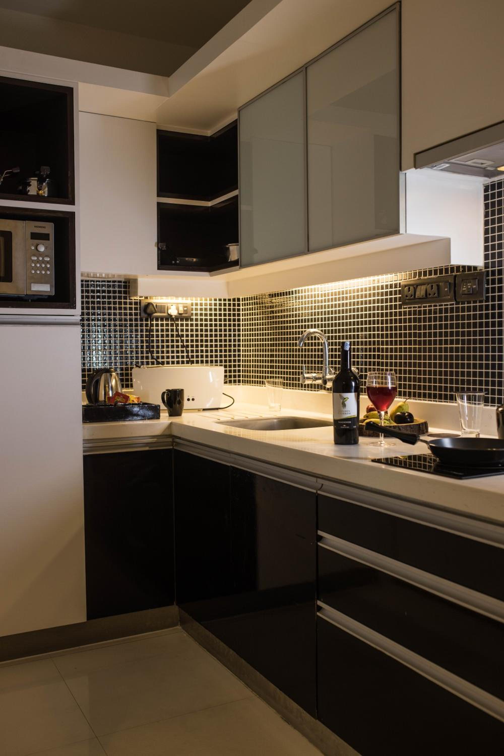 Two-Bedroom Suite with Balcony with 20% discount on food and soft beverages and spa and Happy Hour 1+1 at By the Blue - Photo 3
