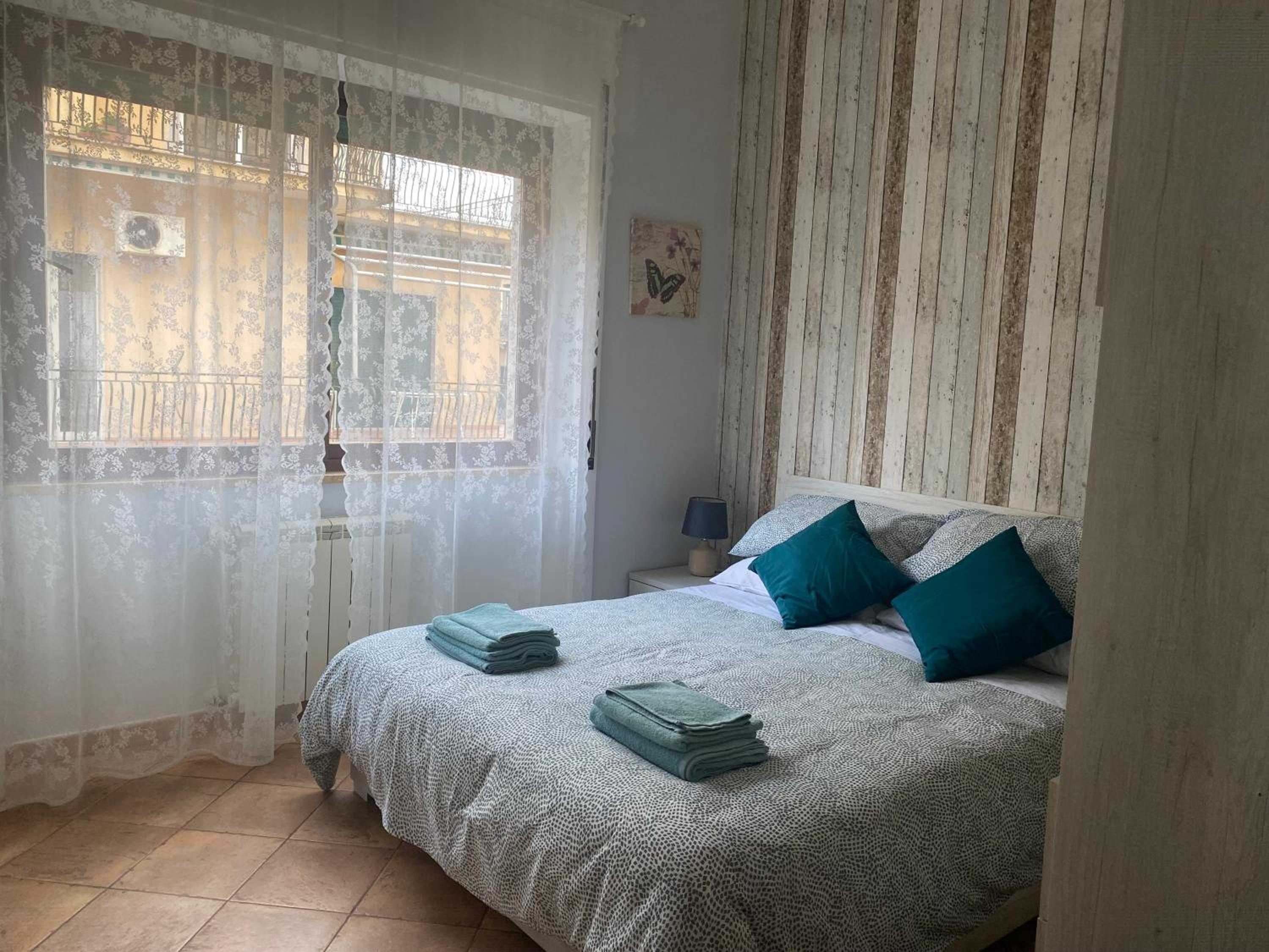 Deluxe Triple Room With Sea View