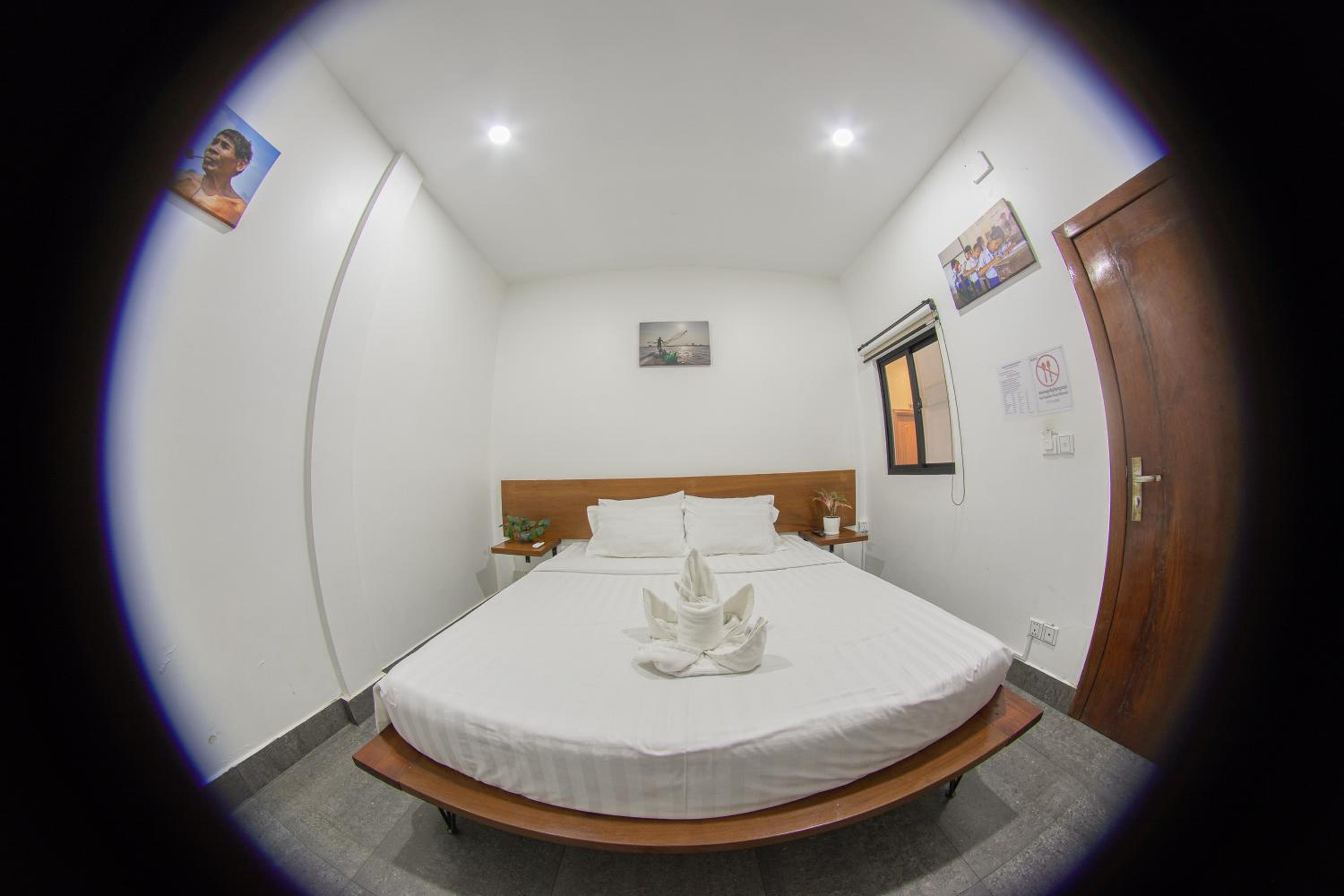 Standard Double Room - Photo 3