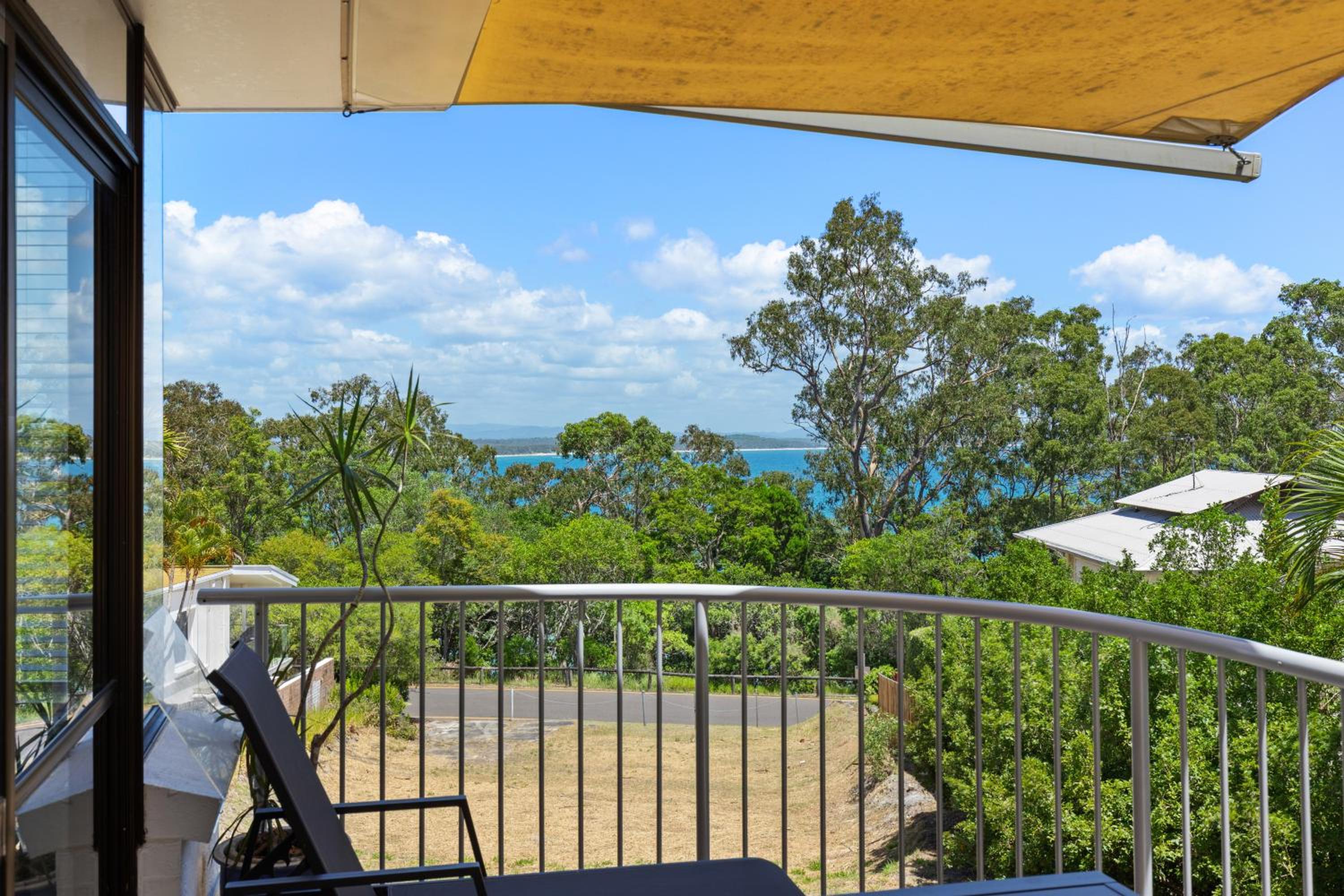 Apartment with Sea View photo 3