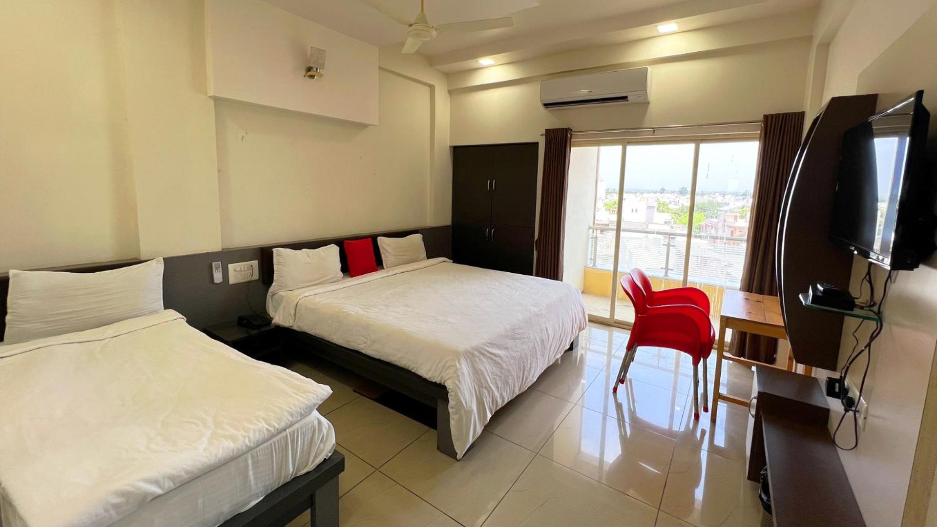 Deluxe Triple Room photo 1
