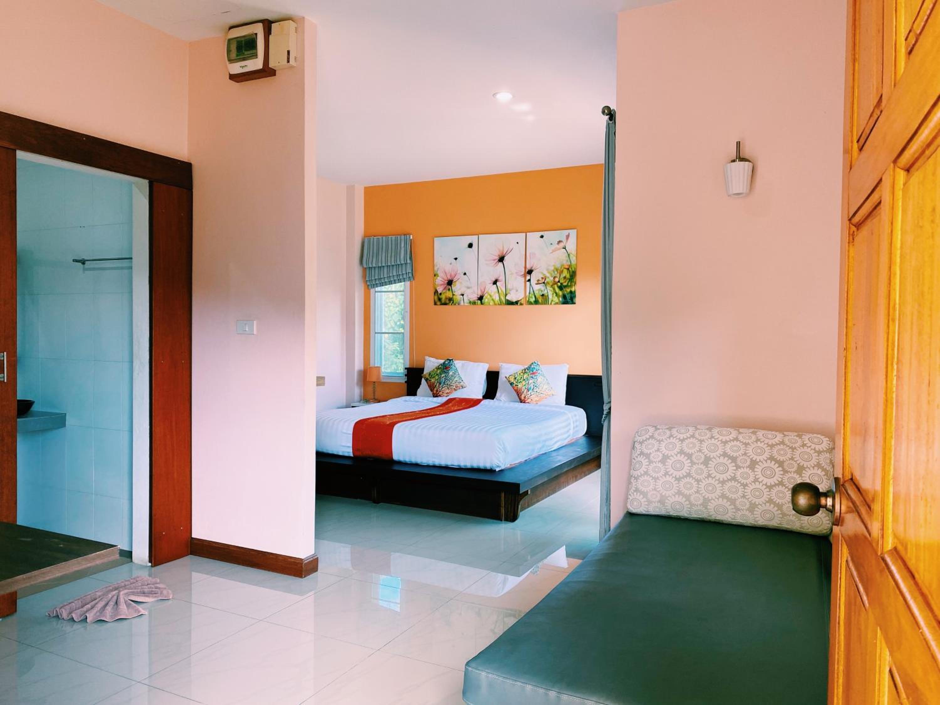 King Room with Balcony photo 3