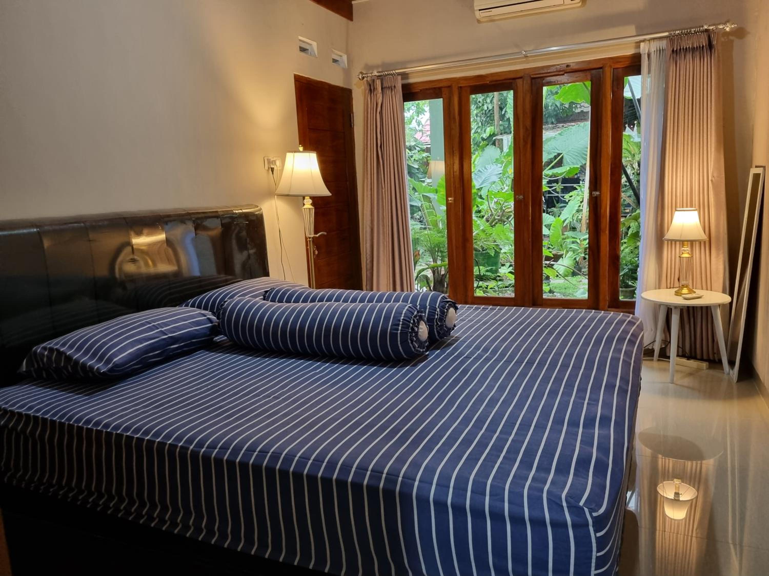 Two-Bedroom House photo 1