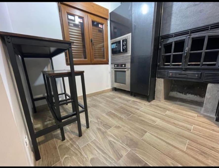 Three-Bedroom House photo 2