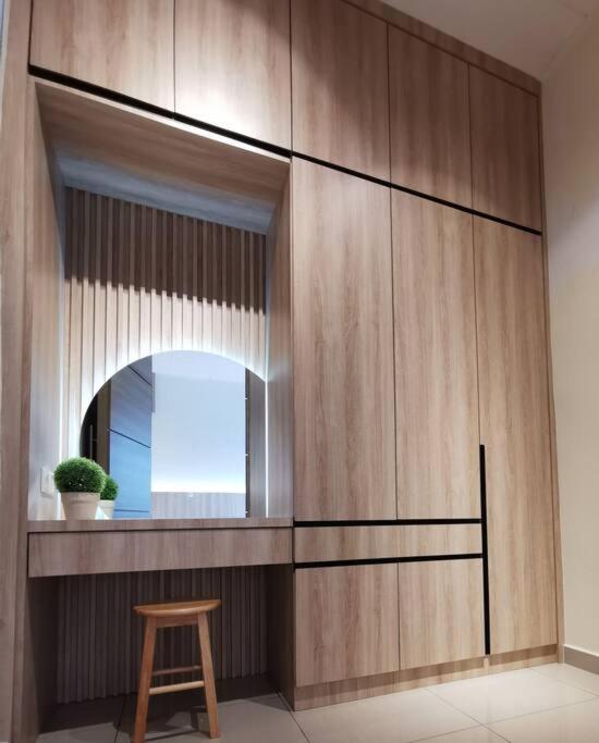 Four-Bedroom House photo 2